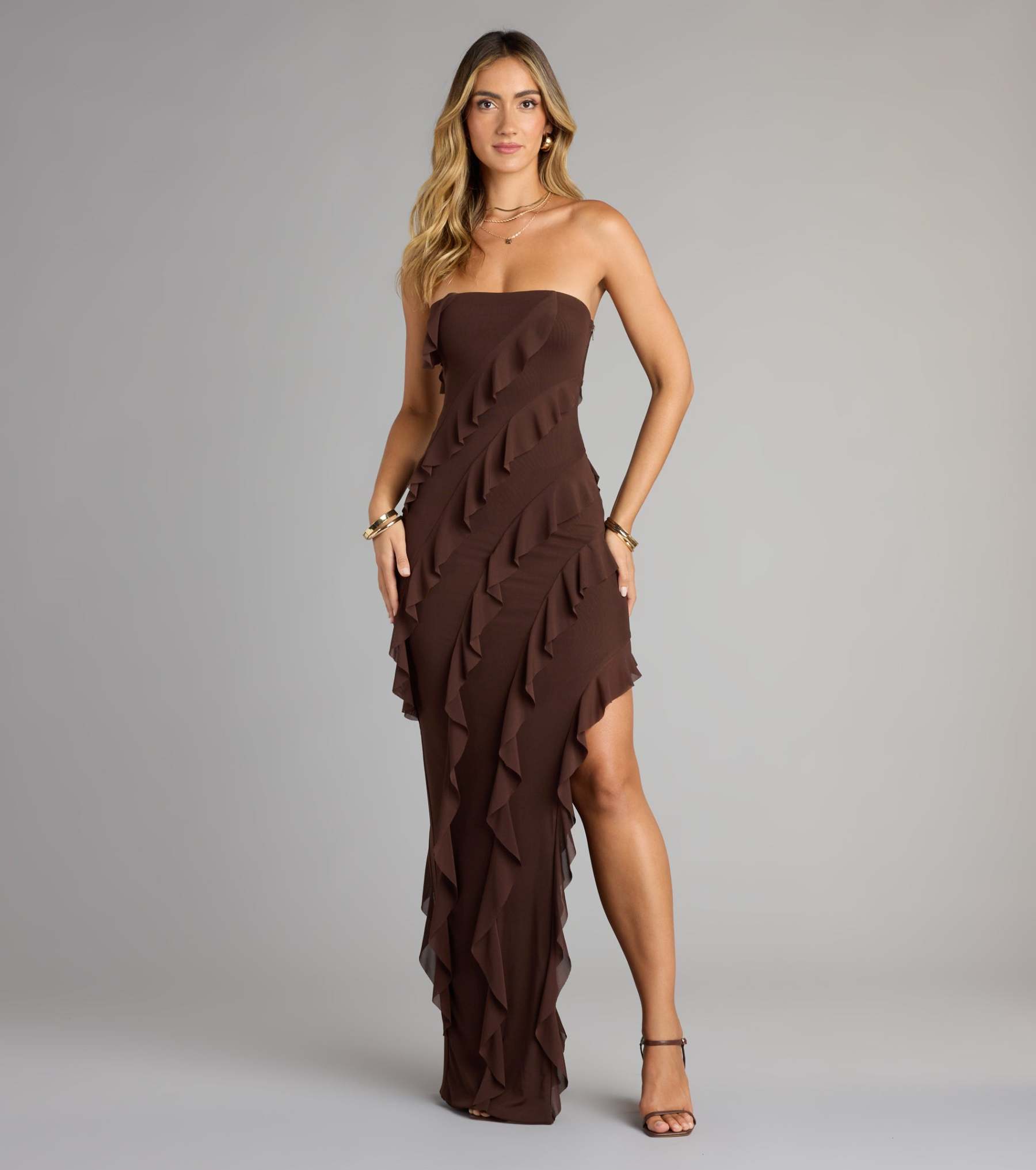 Feel polished and confident in the Gabby Formal Mesh Strapless Ruffle Long Dress, a prom dress designed with luxe fabric and modern detail that shows off your vibe.