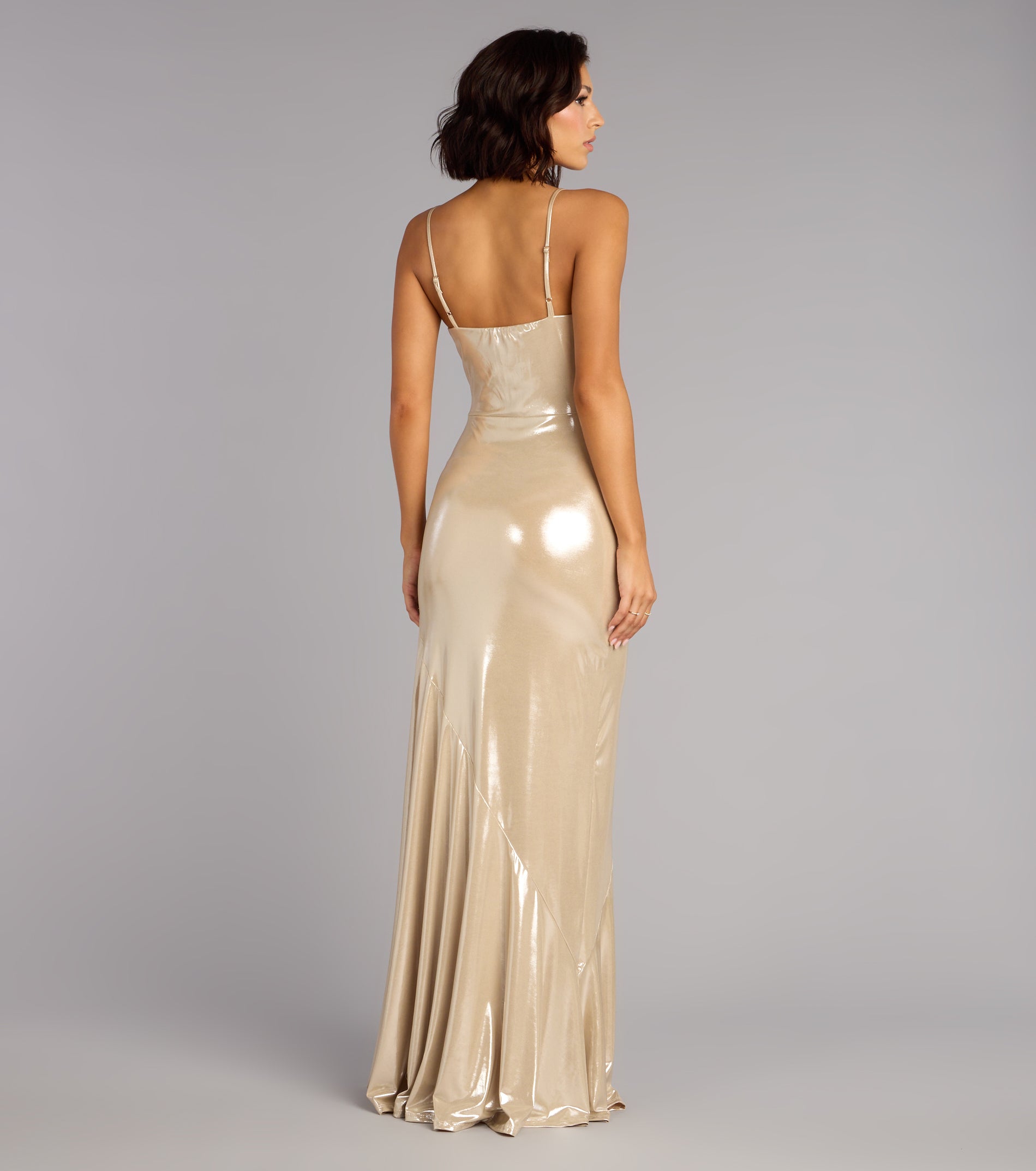 Celebrate in style with the Blakely A-Line Formal Dress, a holiday dresses standout that brings bold, festive flair and a party-ready look.