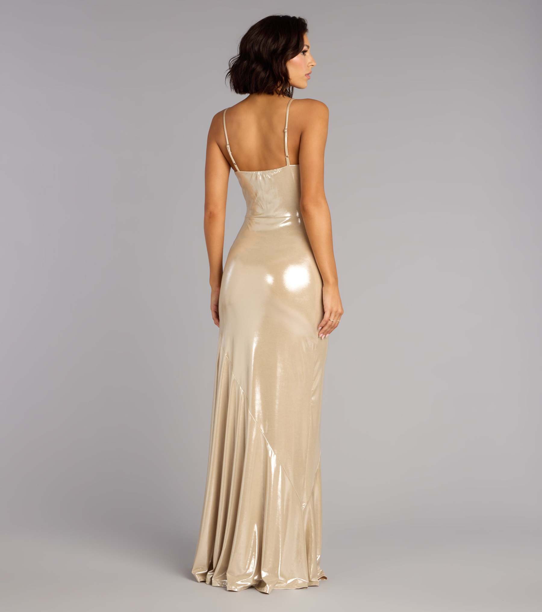 Celebrate in style with the Blakely A-Line Formal Dress, a holiday dresses standout that brings bold, festive flair and a party-ready look.