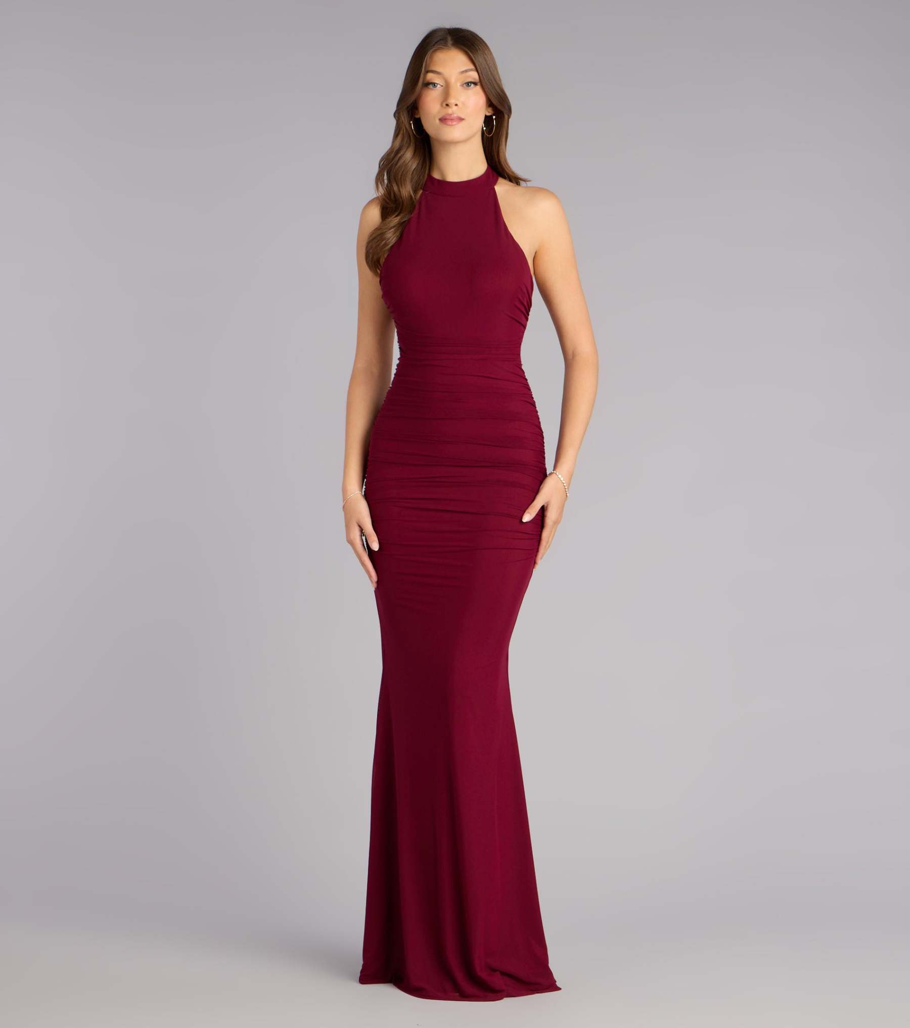 The Stefania Lace Open Back Mermaid Formal Dress is a wine prom dress that blends trend-forward design with a flattering fit, perfect for celebrating your night with confidence.