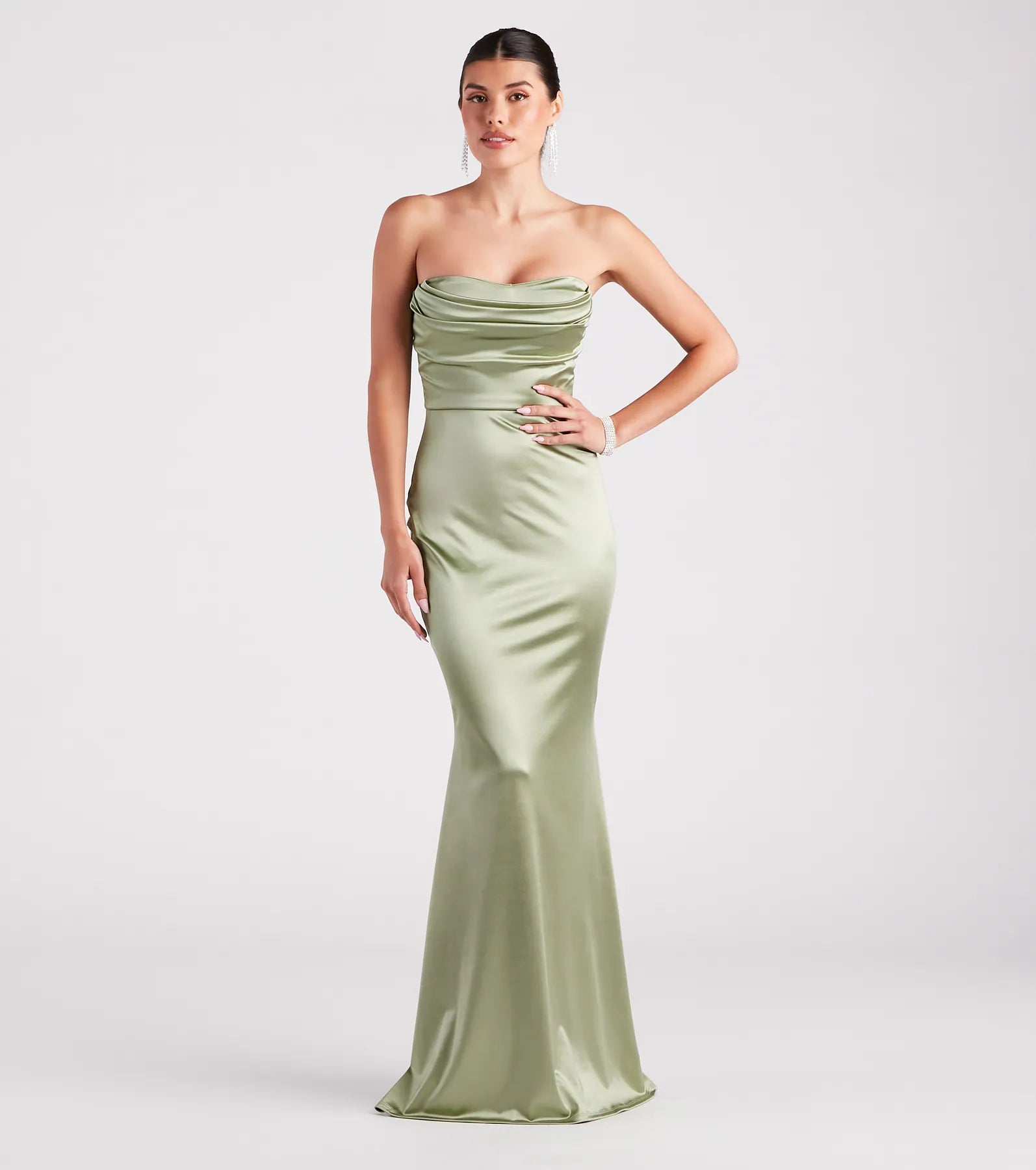 Feel polished and confident in the Priscilla Formal Satin Strapless Mermaid Dress, a sage green prom dress designed with luxe fabric and modern detail that shows off your vibe.