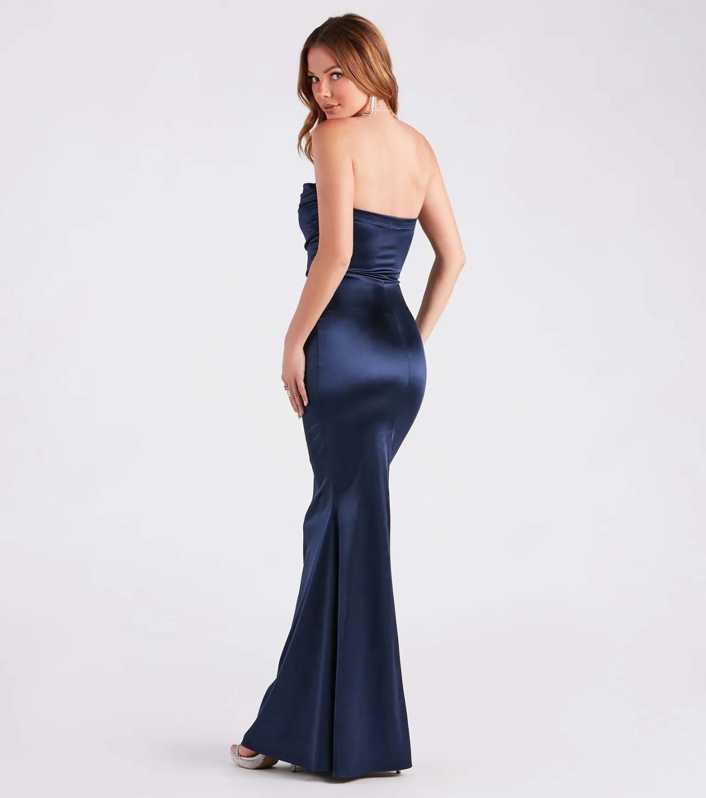 The elegant Priscilla Formal Satin Strapless Mermaid Dress is a navy blue satin bridesmaid dress crafted with luxe fabric, ideal for modern weddings and traditional bridal parties.
