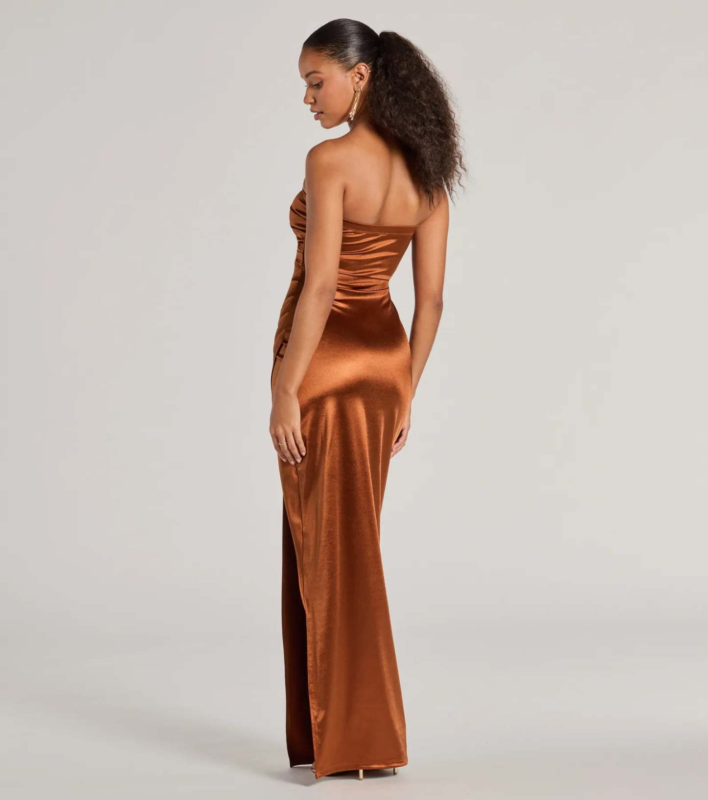 The elegant Lauren Strapless Wrap Slim Satin Formal Dress is a mocha satin bridesmaid dress crafted with luxe fabric, ideal for modern weddings and traditional bridal parties.