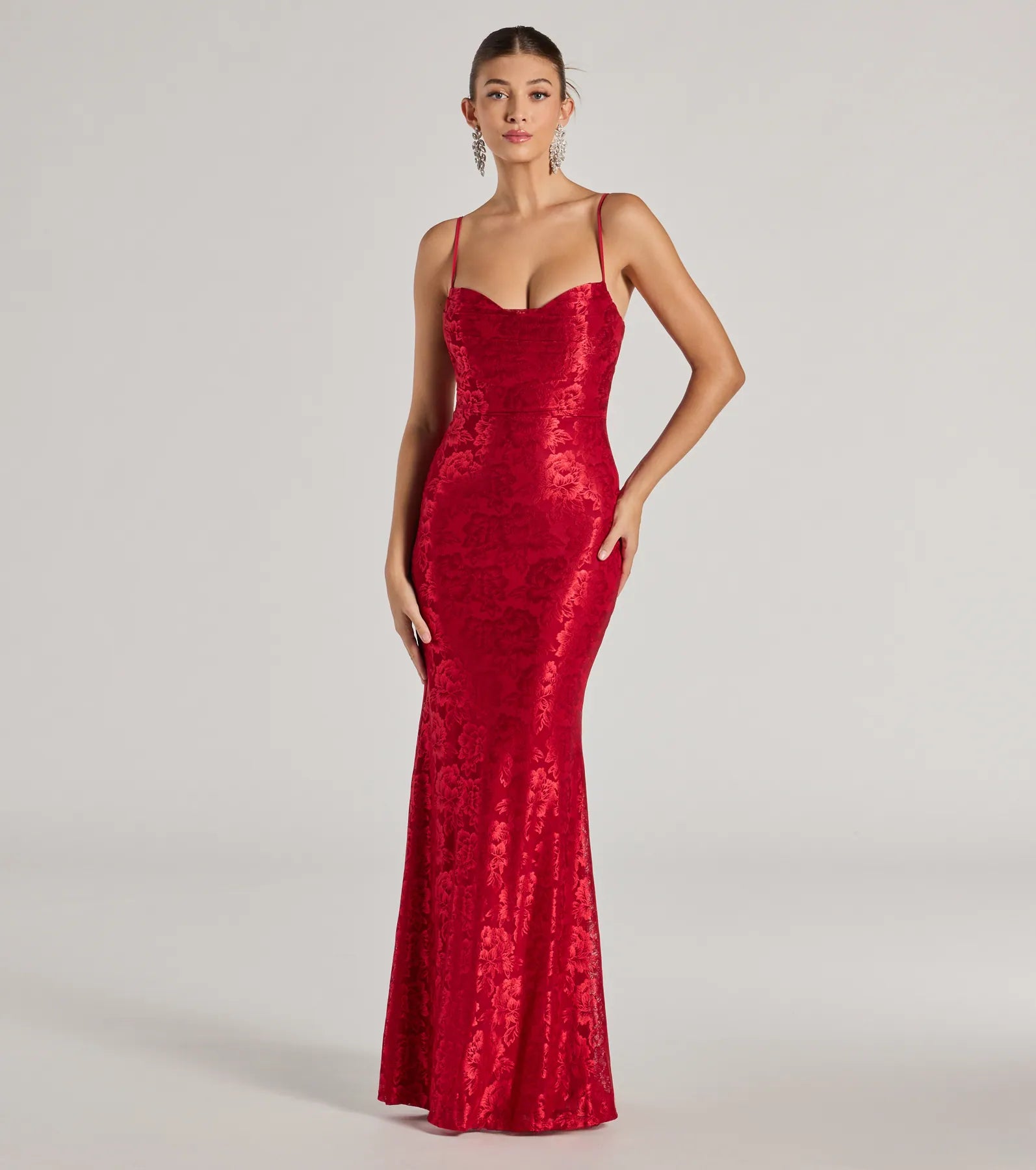 Feel polished and confident in the Haisley Open Back Floral Lace Mermaid Dress, a red prom dress designed with luxe fabric and modern detail that shows off your vibe.