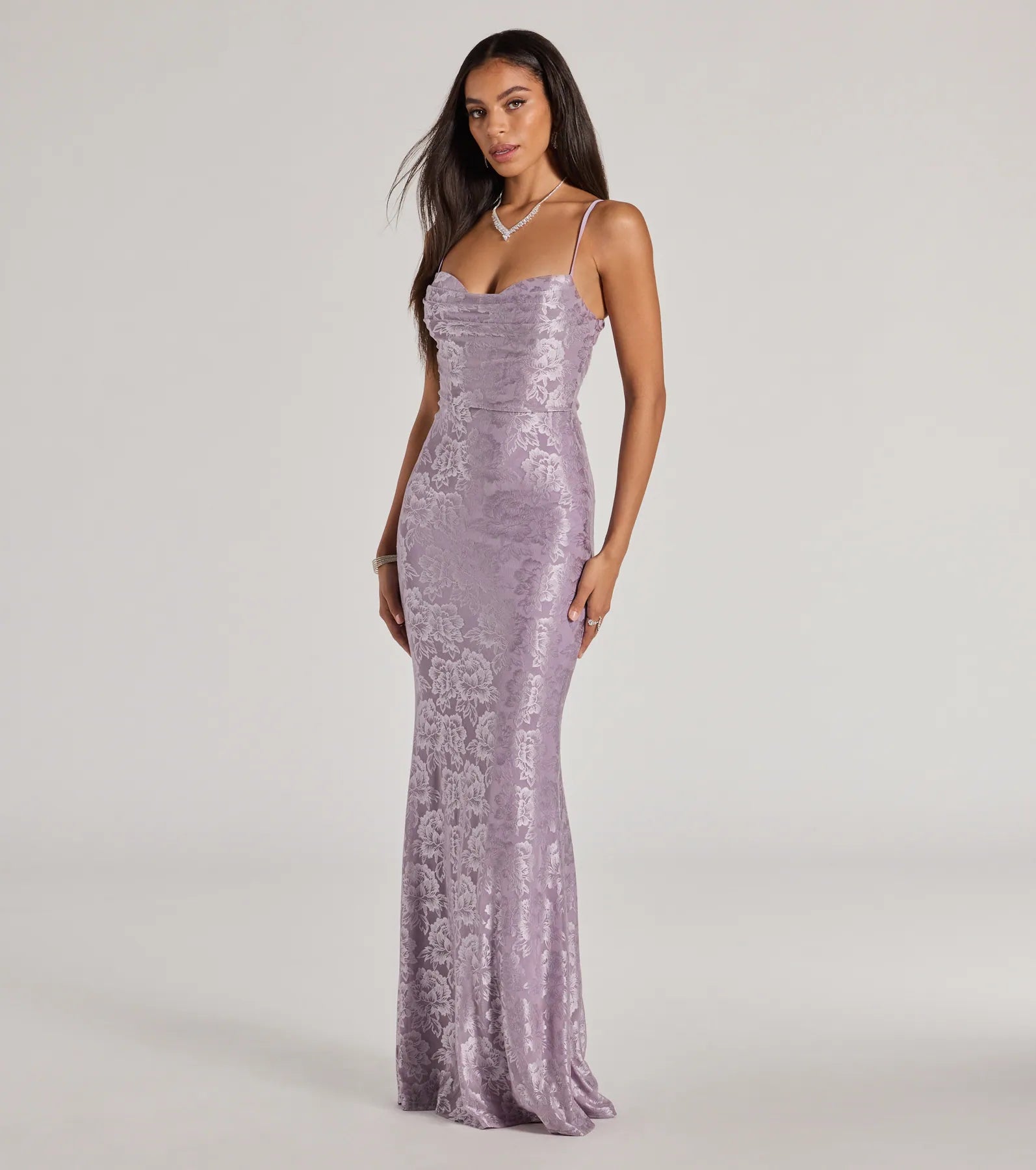 Celebrate in style with the Haisley Open Back Floral Lace Mermaid Dress, a purple holiday dresses standout that brings bold, festive flair and a party-ready look.