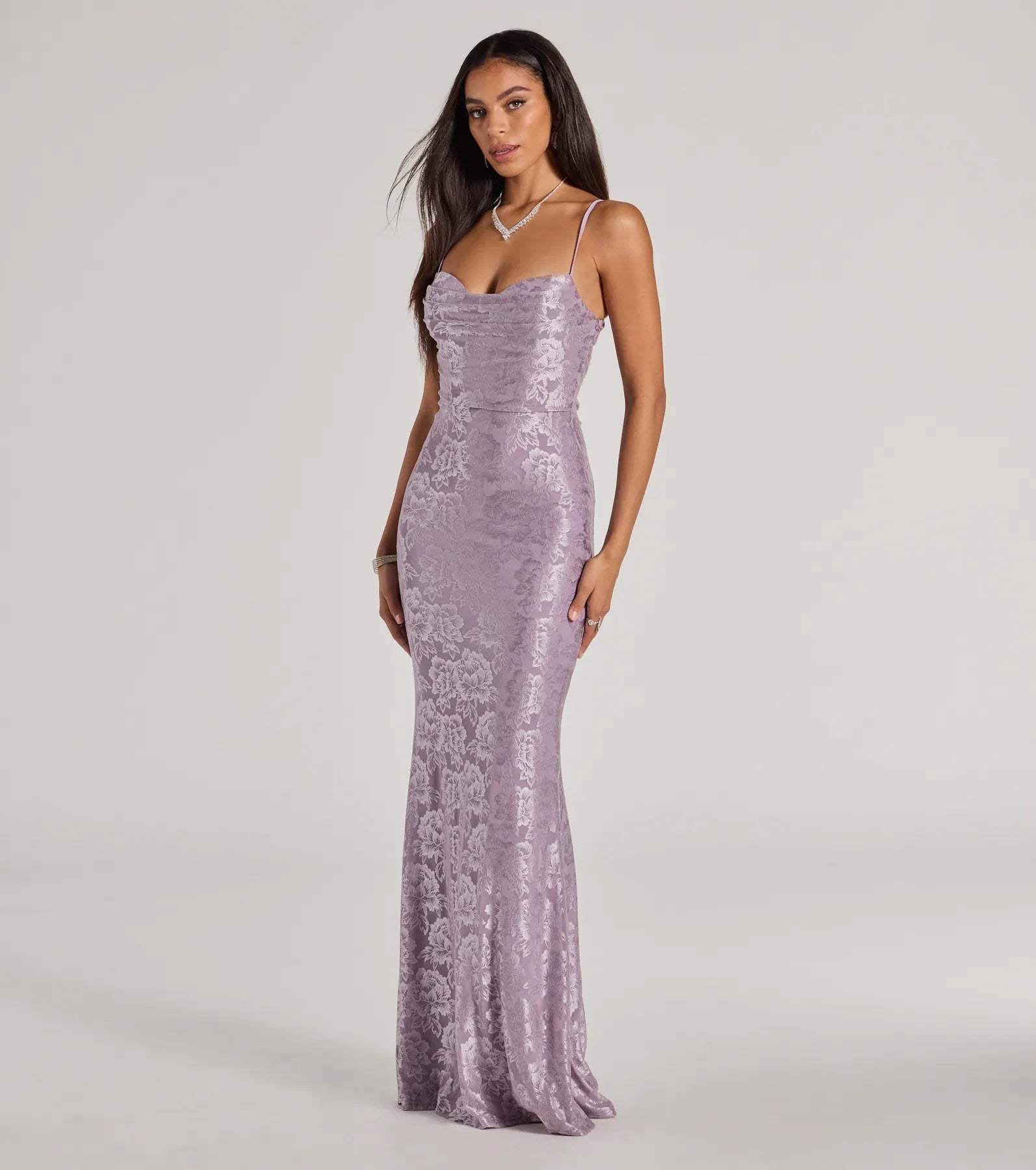 Celebrate in style with the Haisley Open Back Floral Lace Mermaid Dress, a purple holiday dresses standout that brings bold, festive flair and a party-ready look.