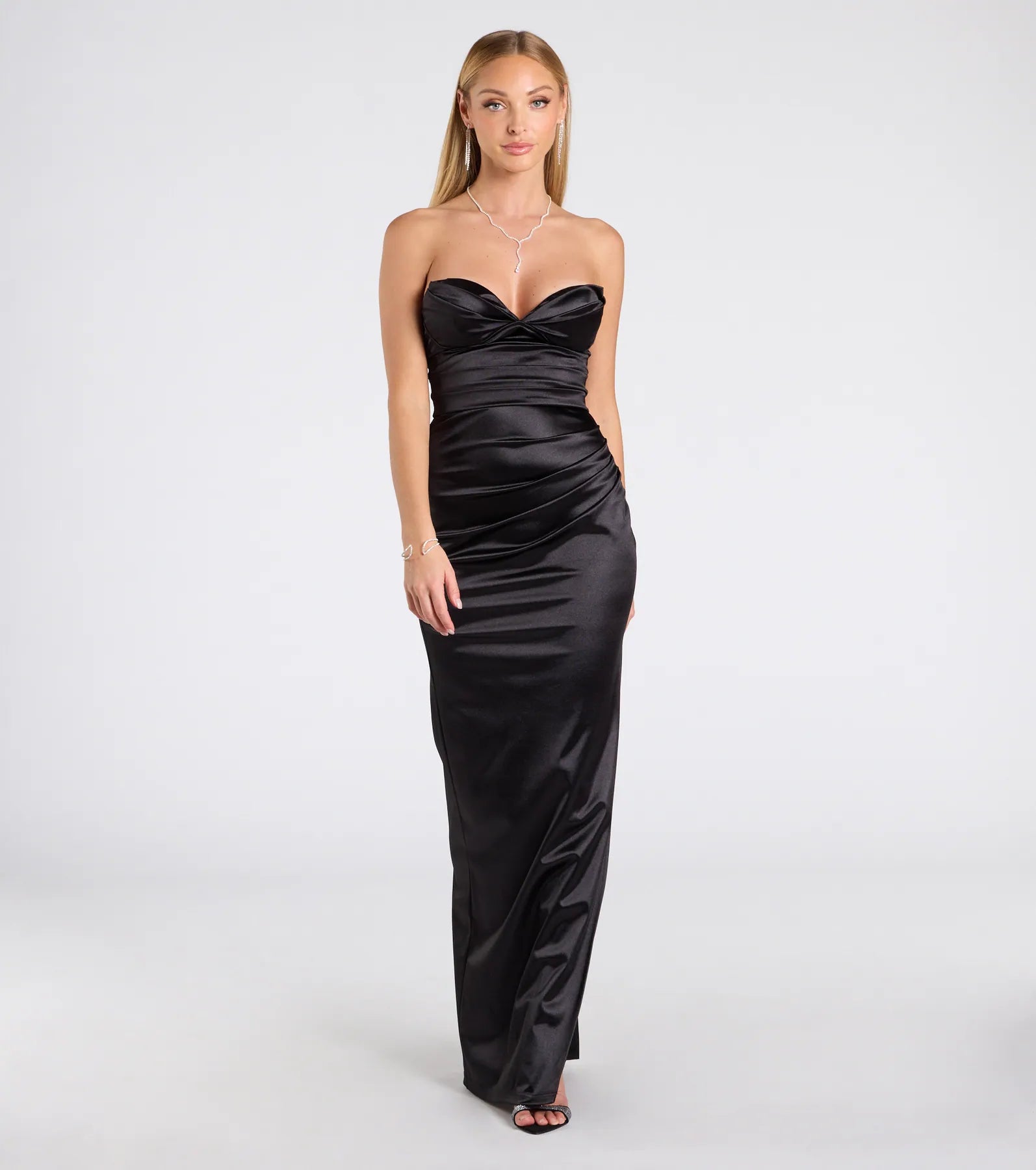 The Noel Strapless Sweetheart Slit Satin Formal Dress in luxe black fabric, a stunning prom dress with statement details designed to make a bold impression at Prom 2026.