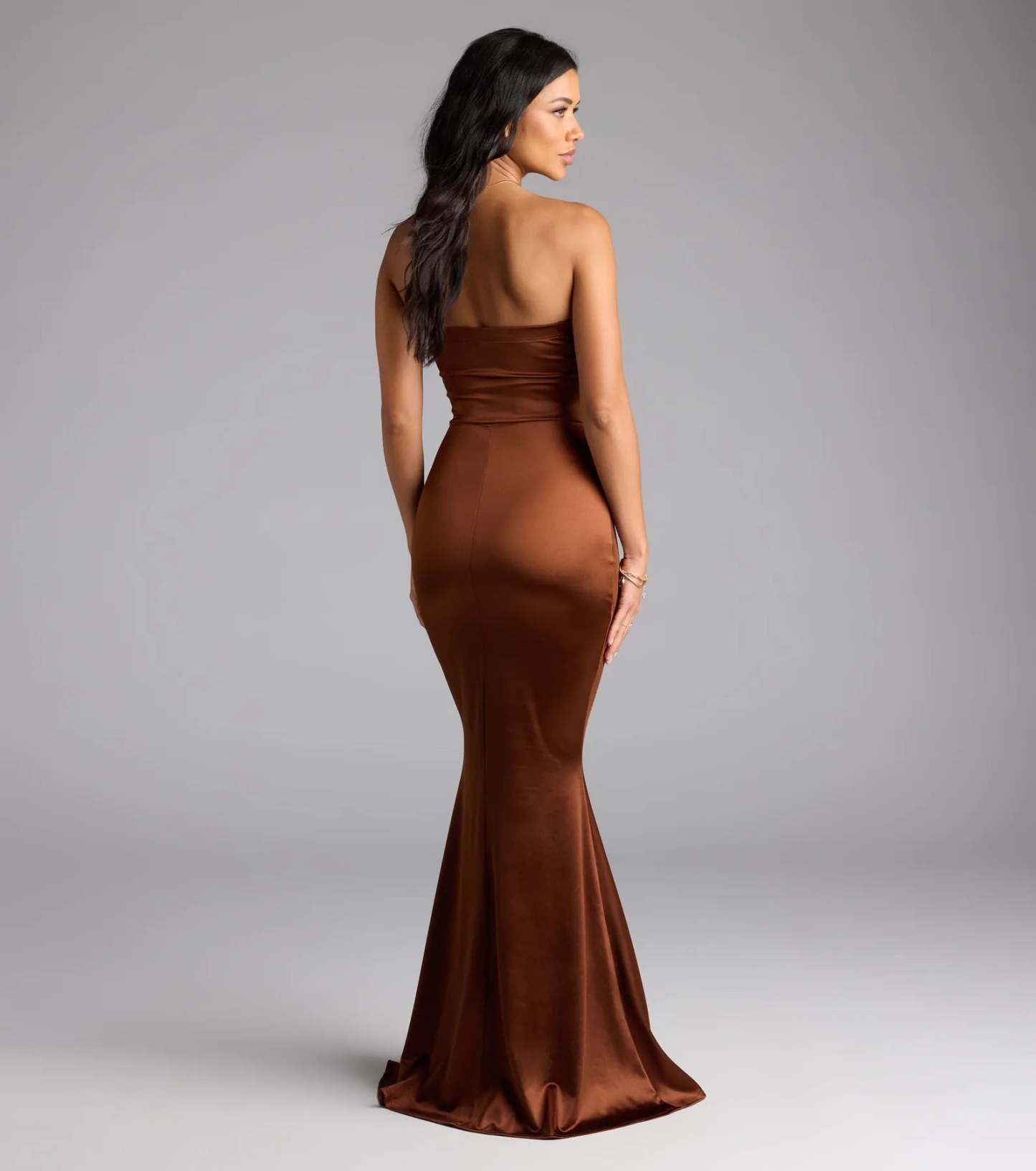 Own the spotlight in the Priscilla Formal Satin Strapless Mermaid Dress, a brown formal dress crafted to deliver luxe style for formal weddings, military balls, or Prom 2026.