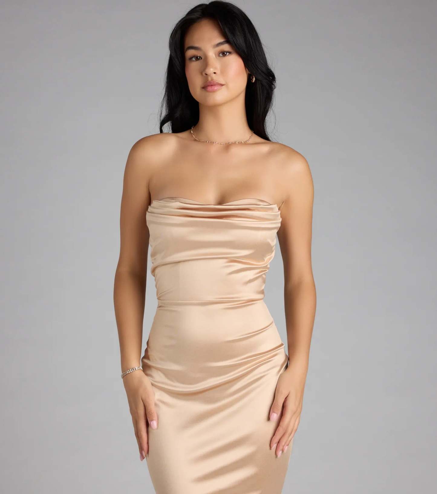 Style your Prom 2026 with the Priscilla Formal Satin Strapless Mermaid Dress, a trendy taupe formal dress designed with new and unqiue details for your milestone moment.