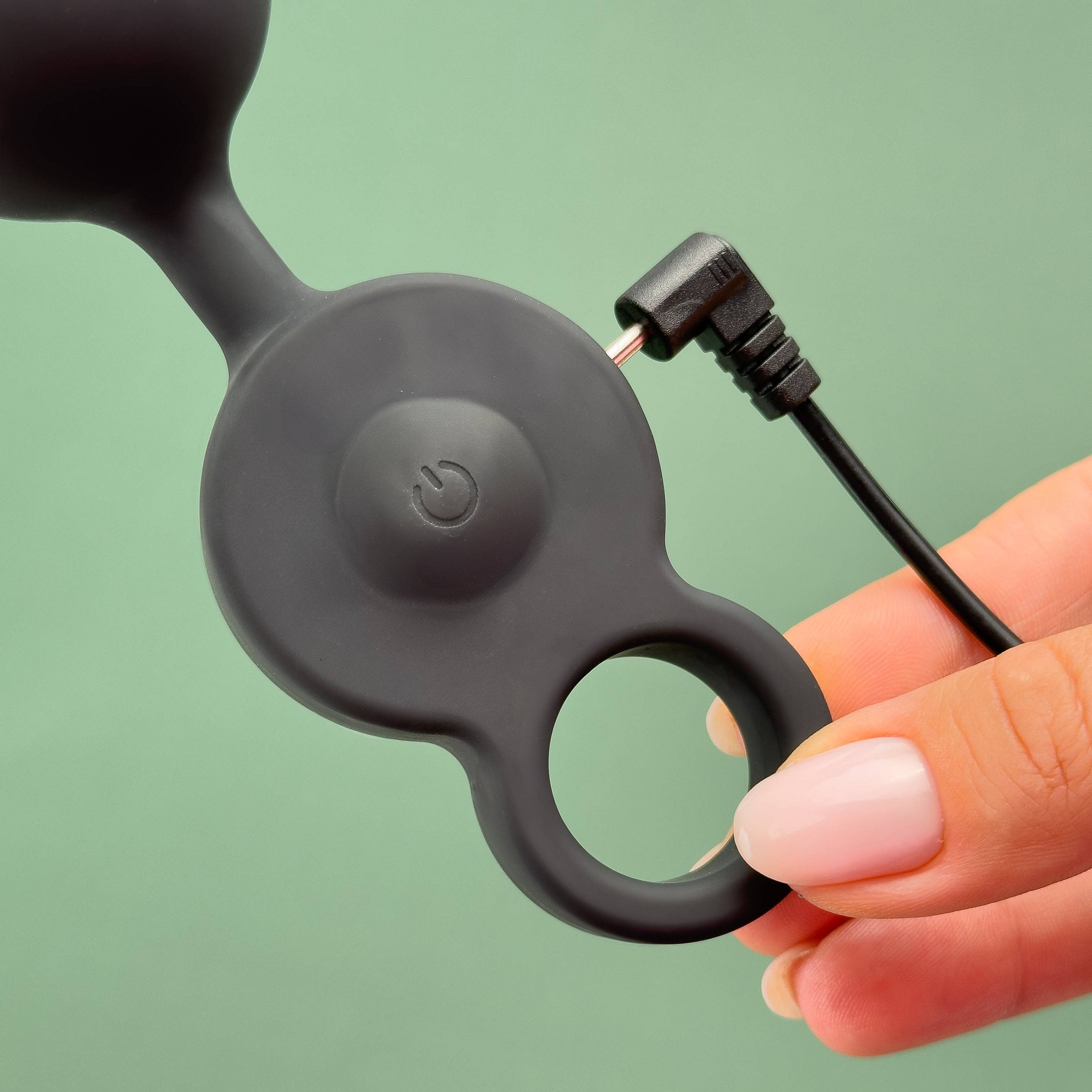 Booty Shaker Vibrating Anal Beads product image 4