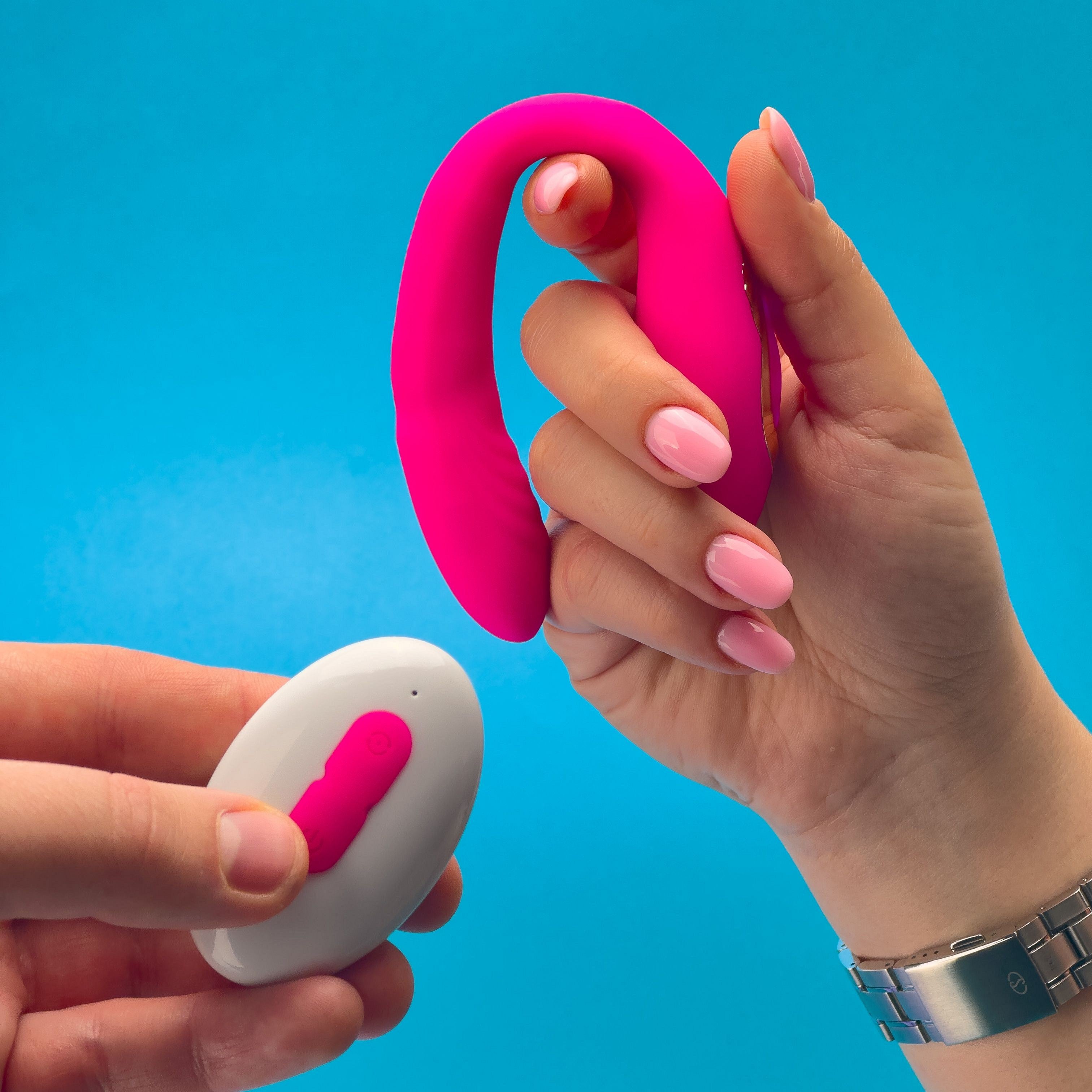 Lush C Shaped Vibrator with Remote product image 3