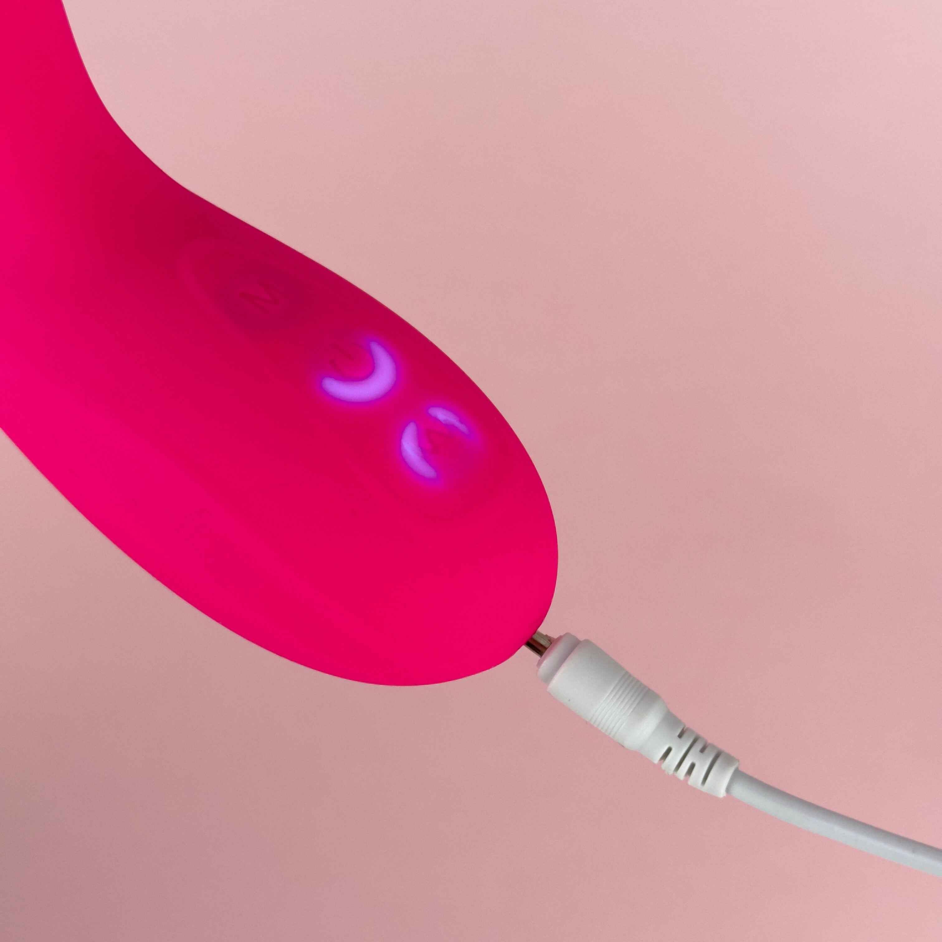 Flickering Dual Thruster Thrusting Rabbit Vibrator