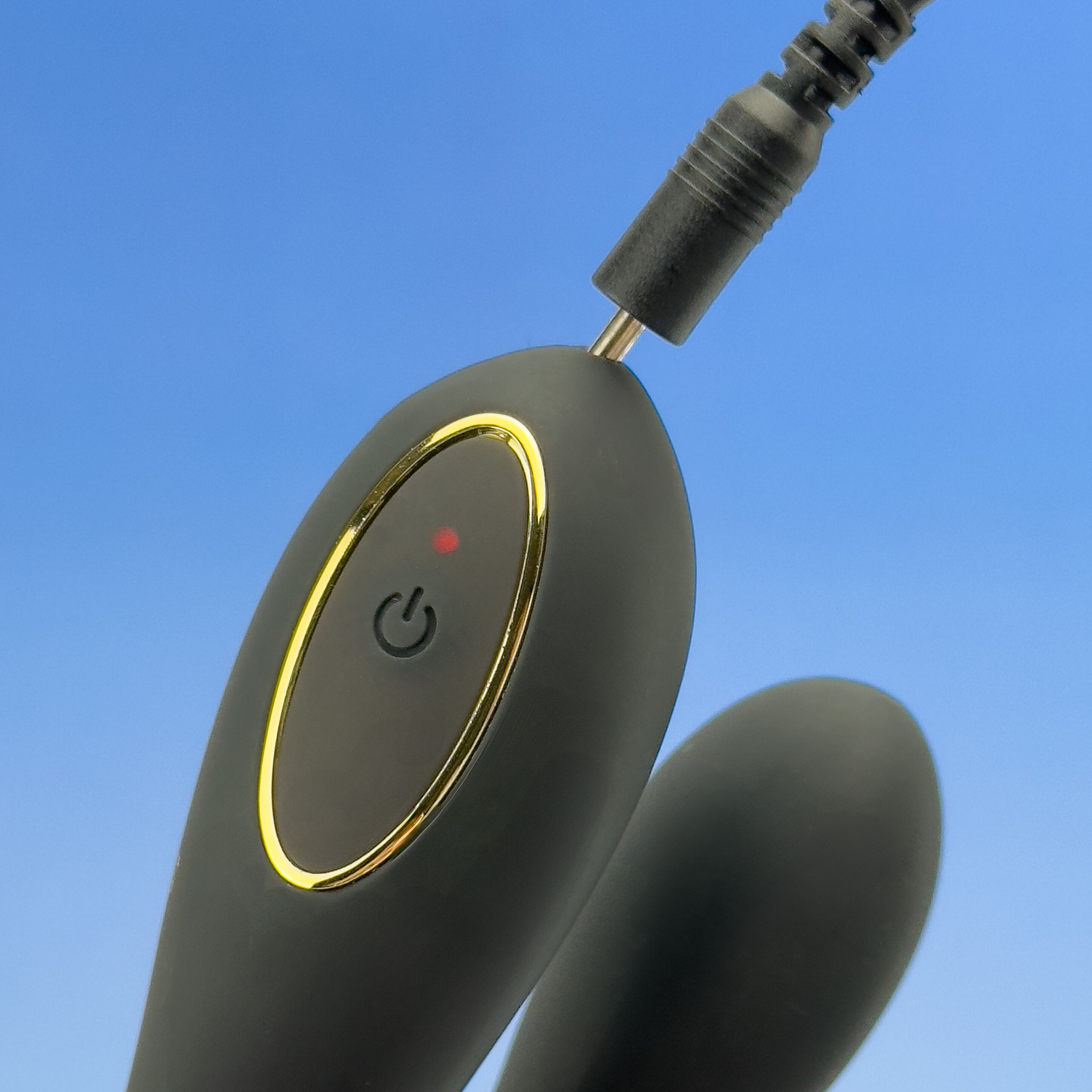 Unity 3 C Shaped Vibrator with Remote product image 5