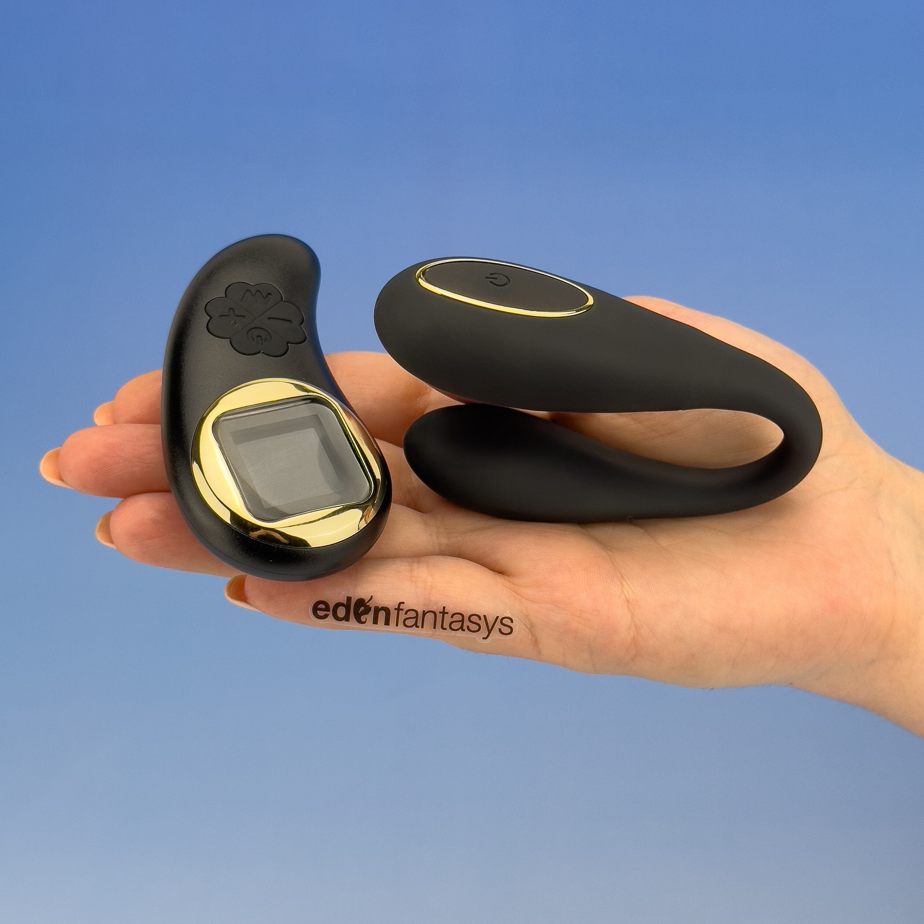 Unity 3 C Shaped Vibrator with Remote product image 3