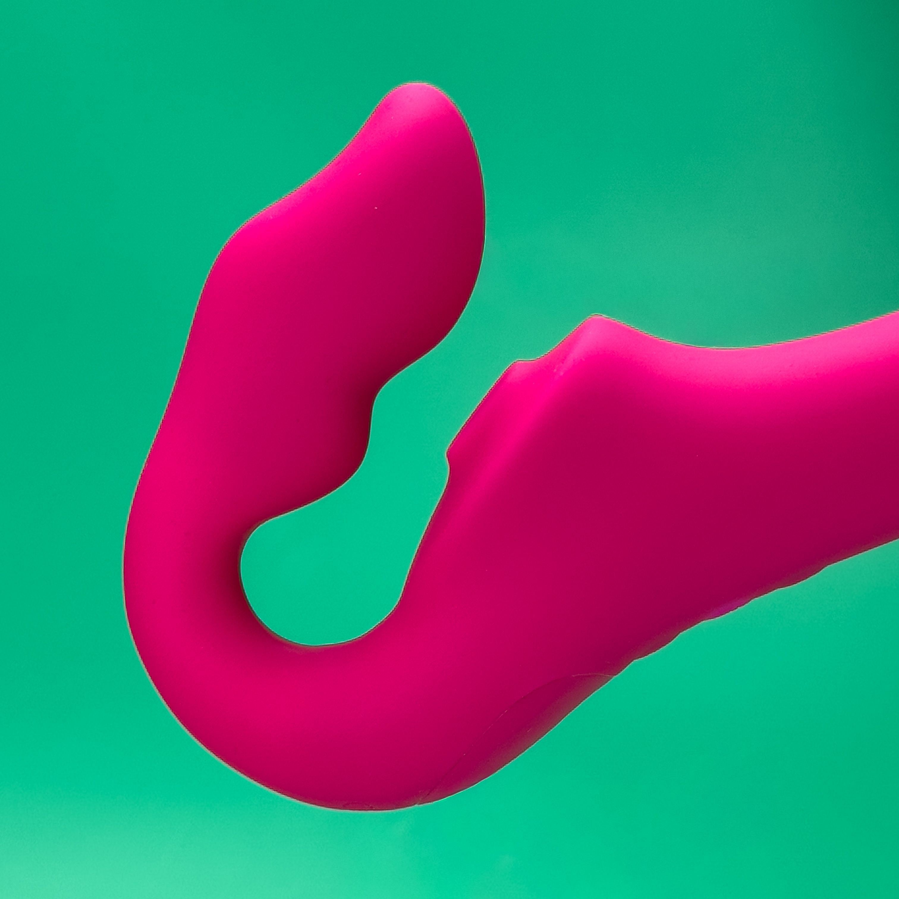 Soul Kiss Vibrating Strapless Strap On product image 8