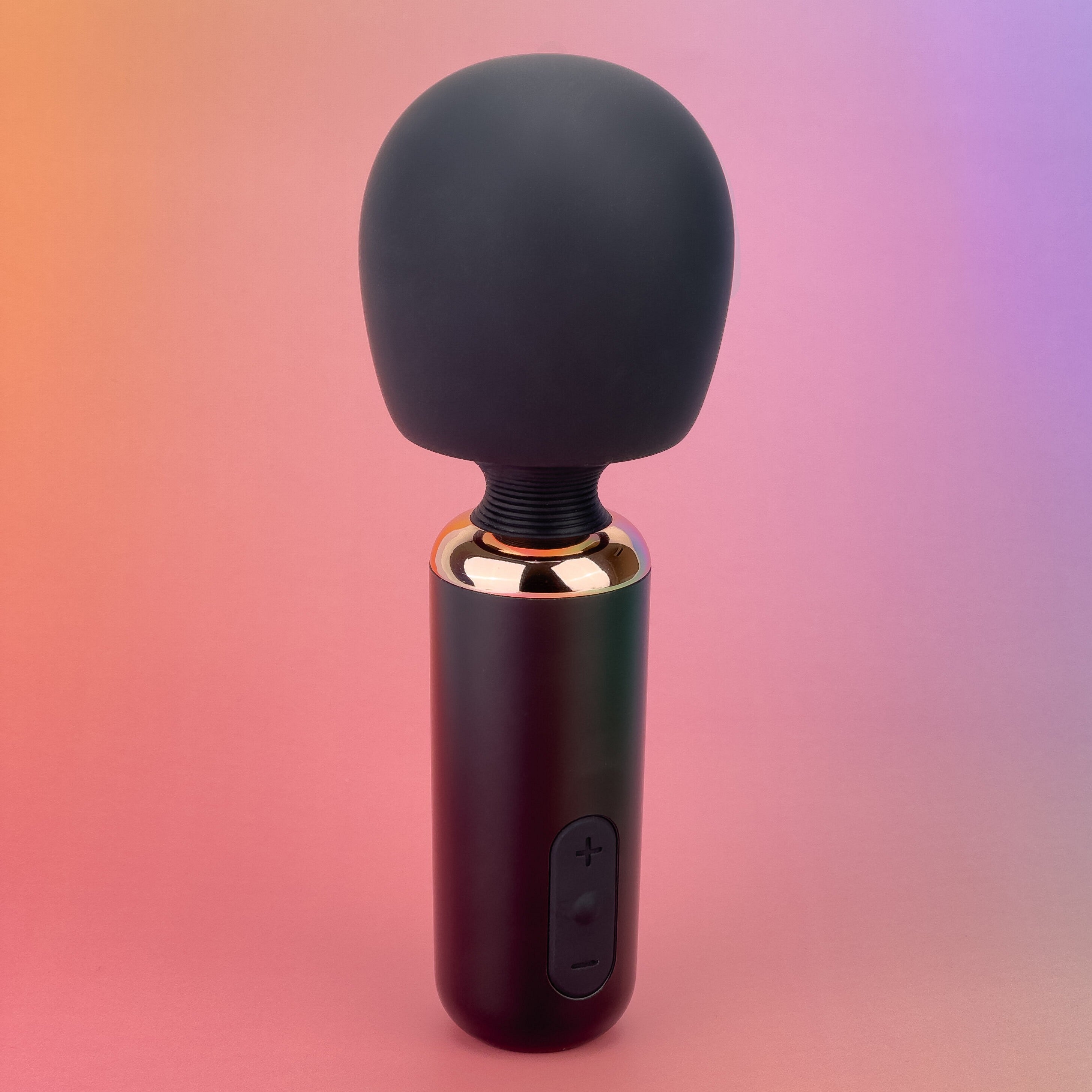 Throb Vibrating Wand product image 1