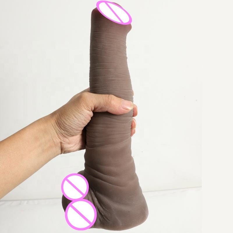 Size comparison of the 7-inch and 10-inch realistic dildo options