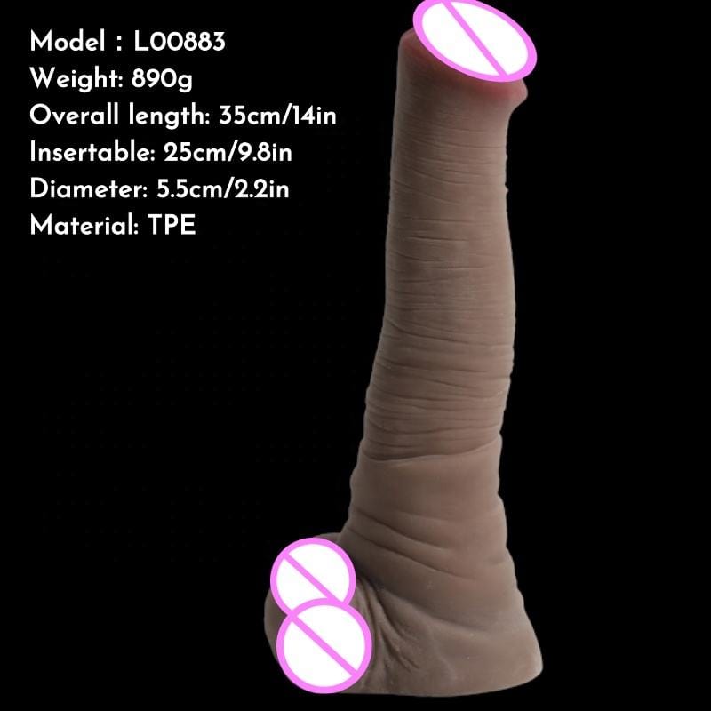 Close-up of the bulbous head and detailed texture for lifelike sensation