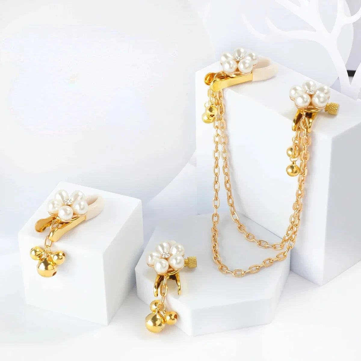 Pearl Petals Bells Nipple Clamps with Chain-IntimiLife