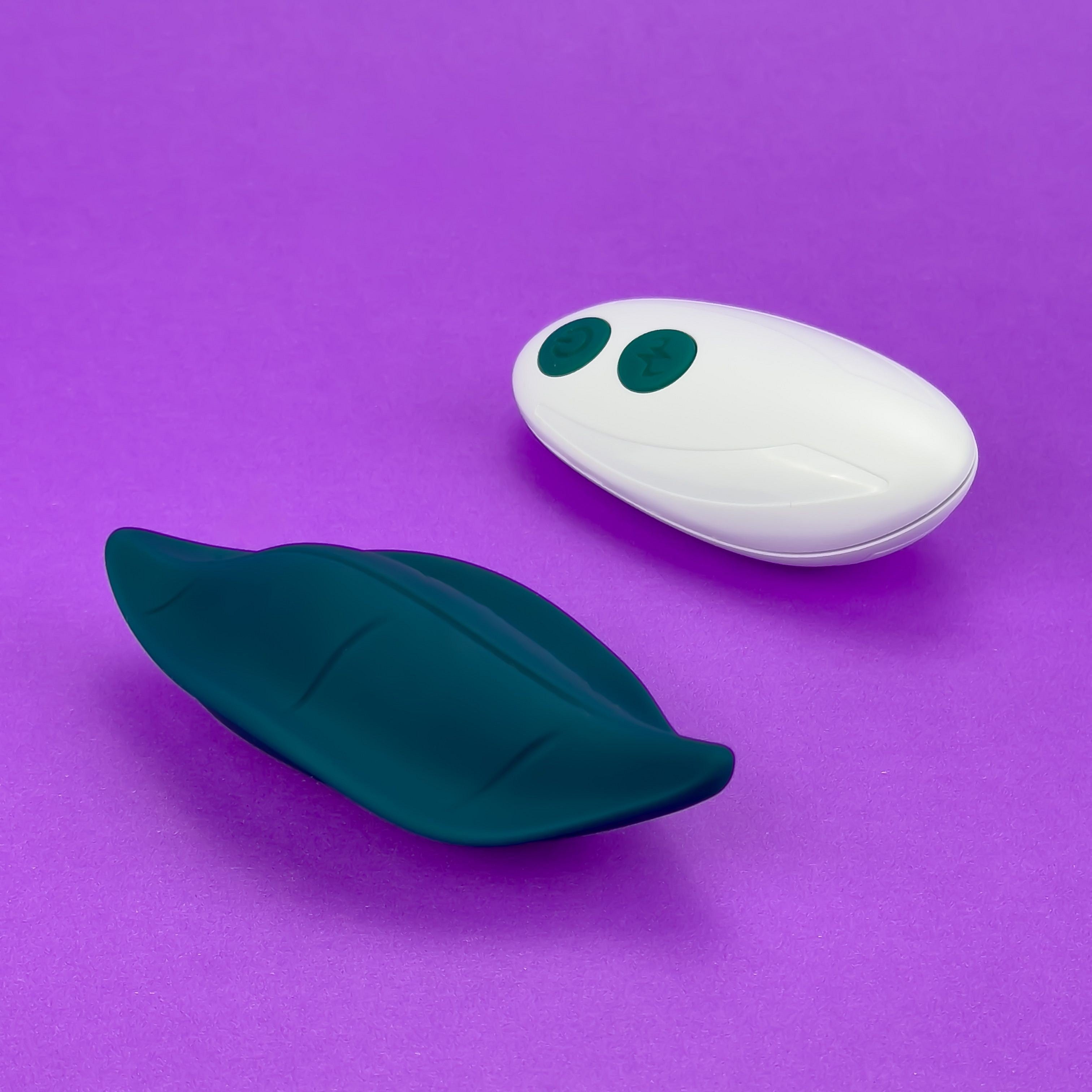 Leaf Panty Vibrator product image 1