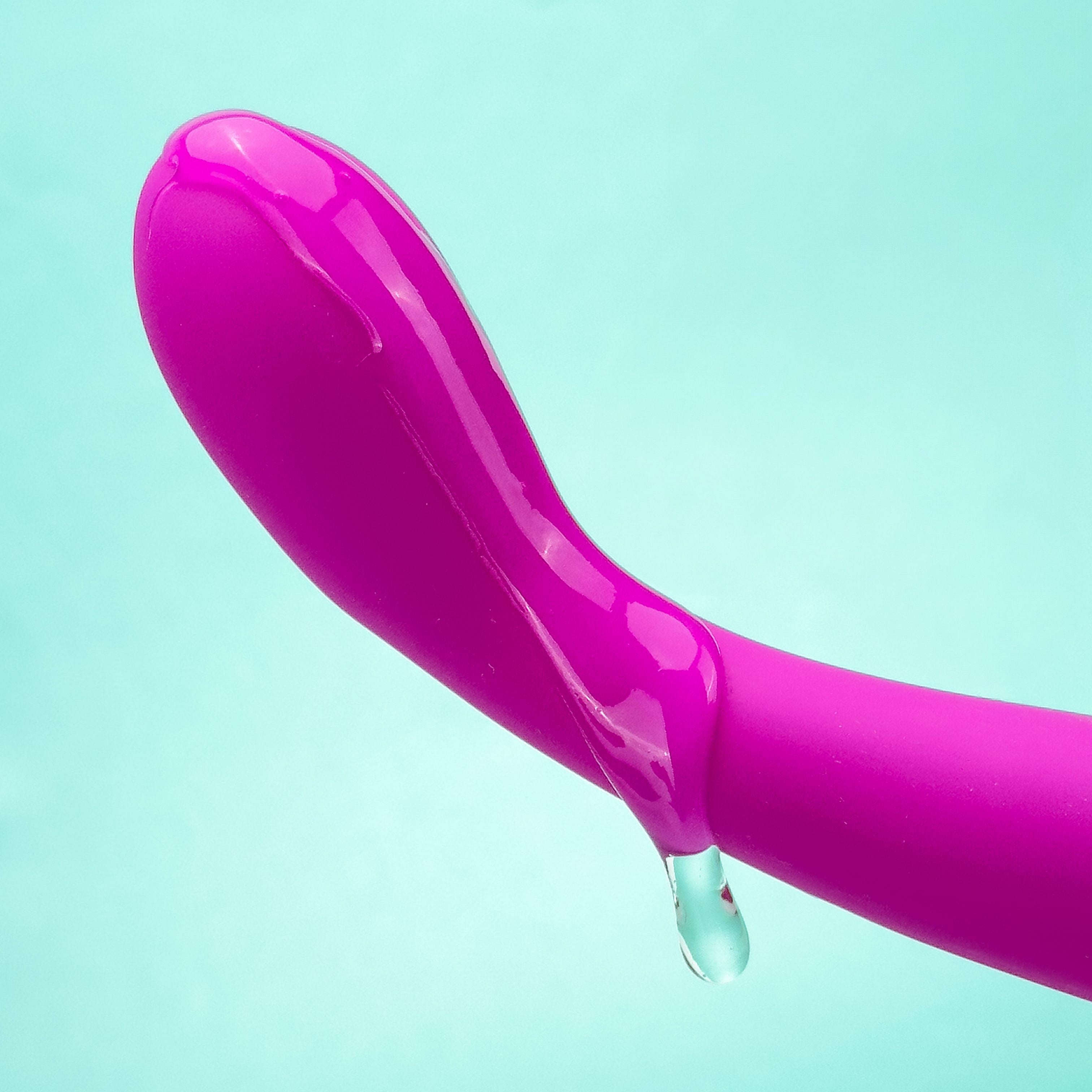 Petite Treats G-Spot G Spot Vibrator product image 4