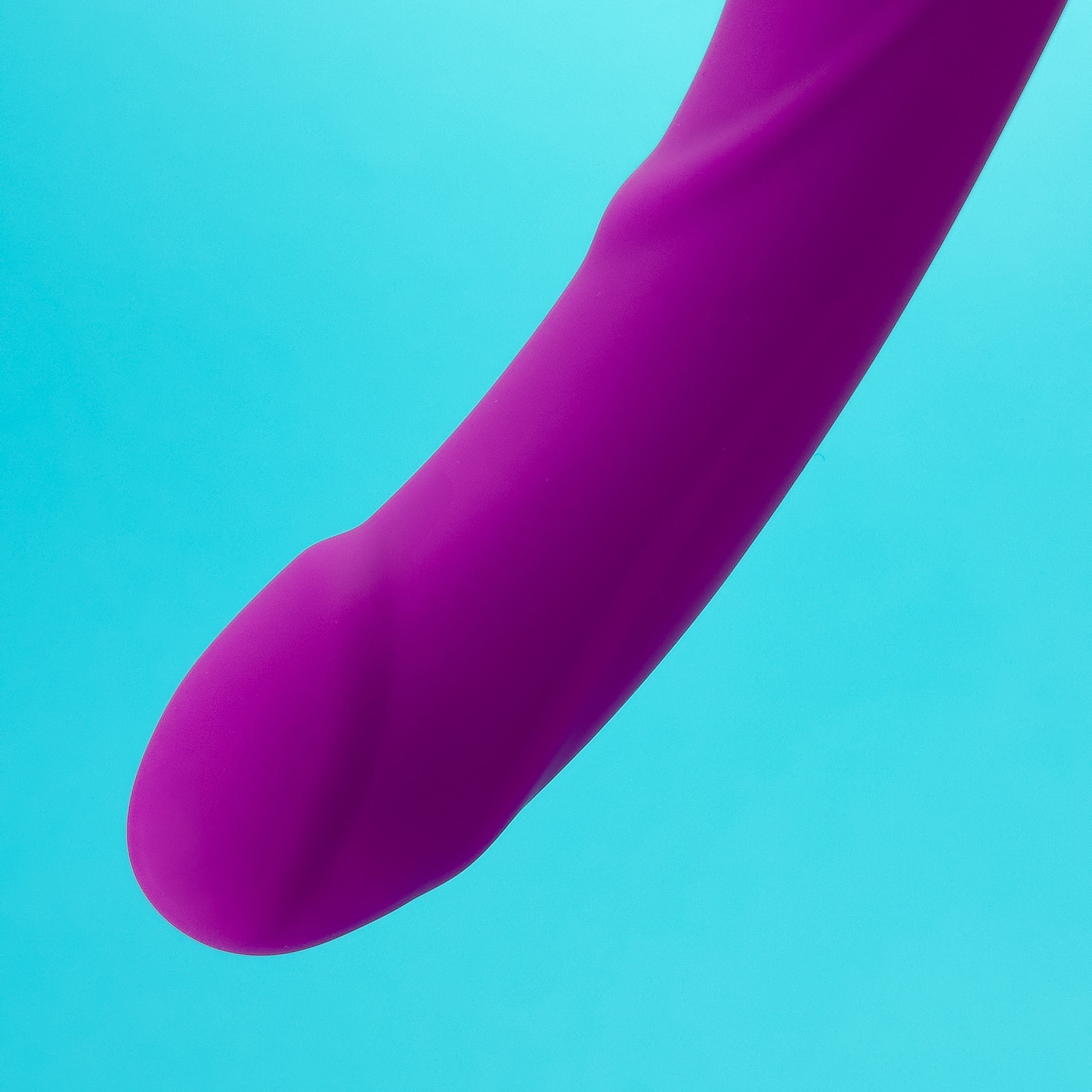 Nana Vibrating Strapless Strap On product image 4