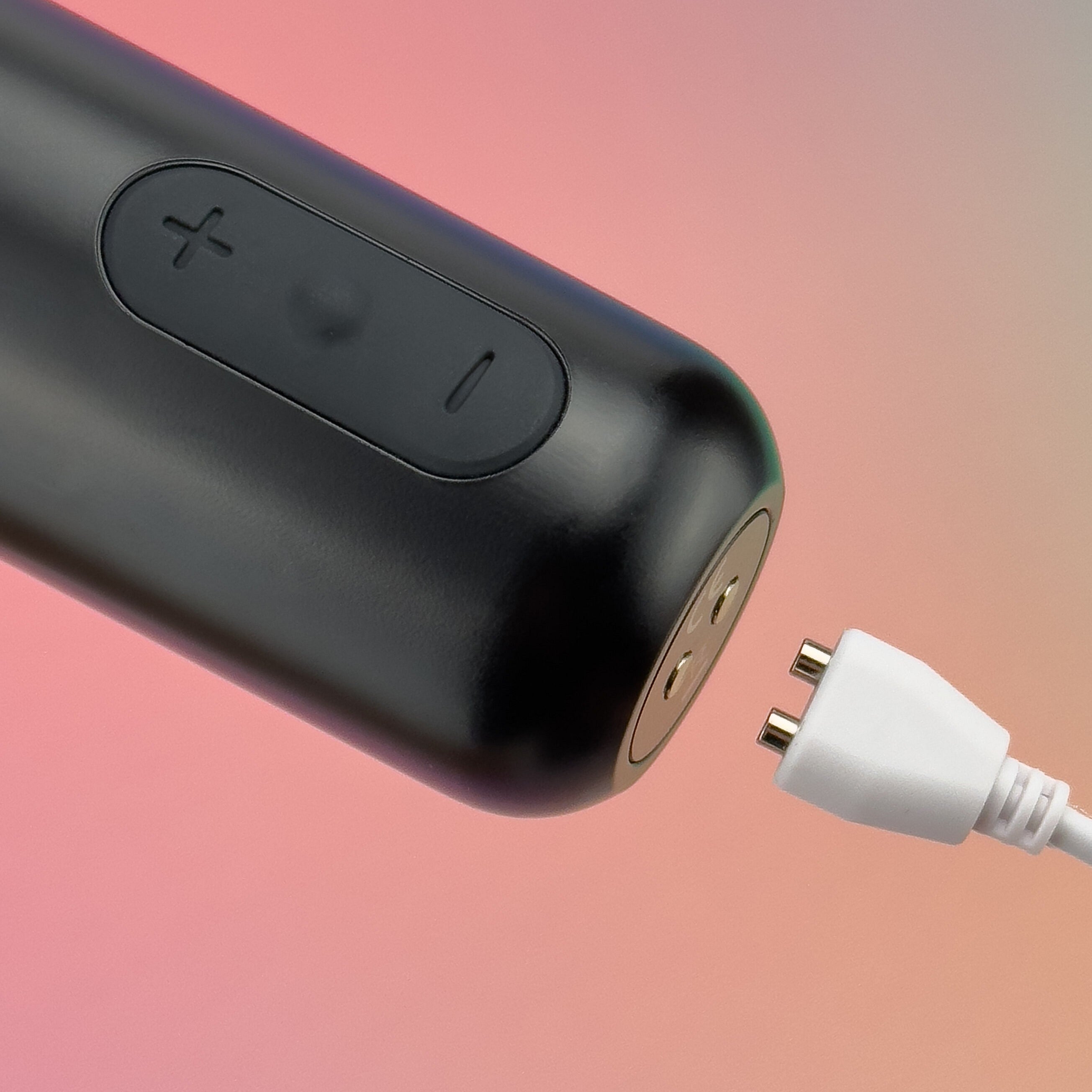 Throb Vibrating Wand product image 6