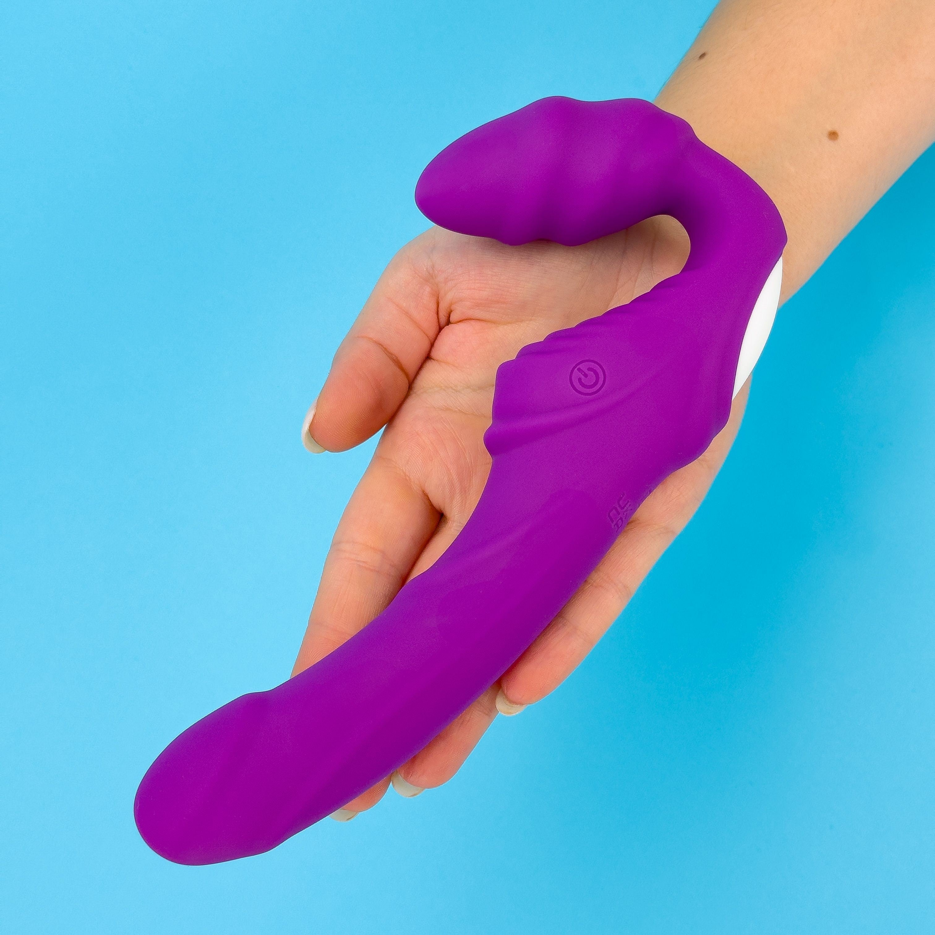 Nana Vibrating Strapless Strap On product image 5