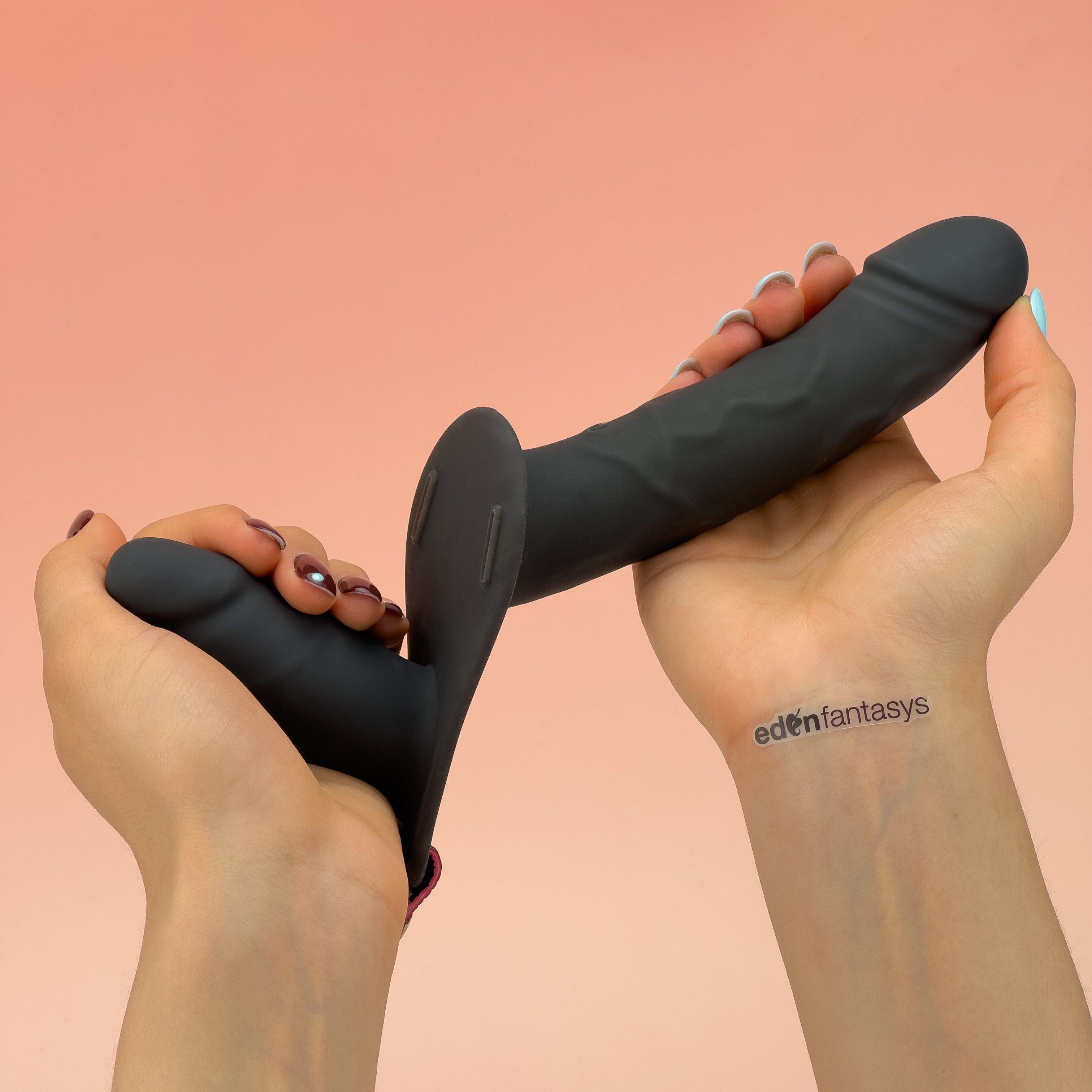 Deep Share Double Sided Vibrating Strap On product image 2