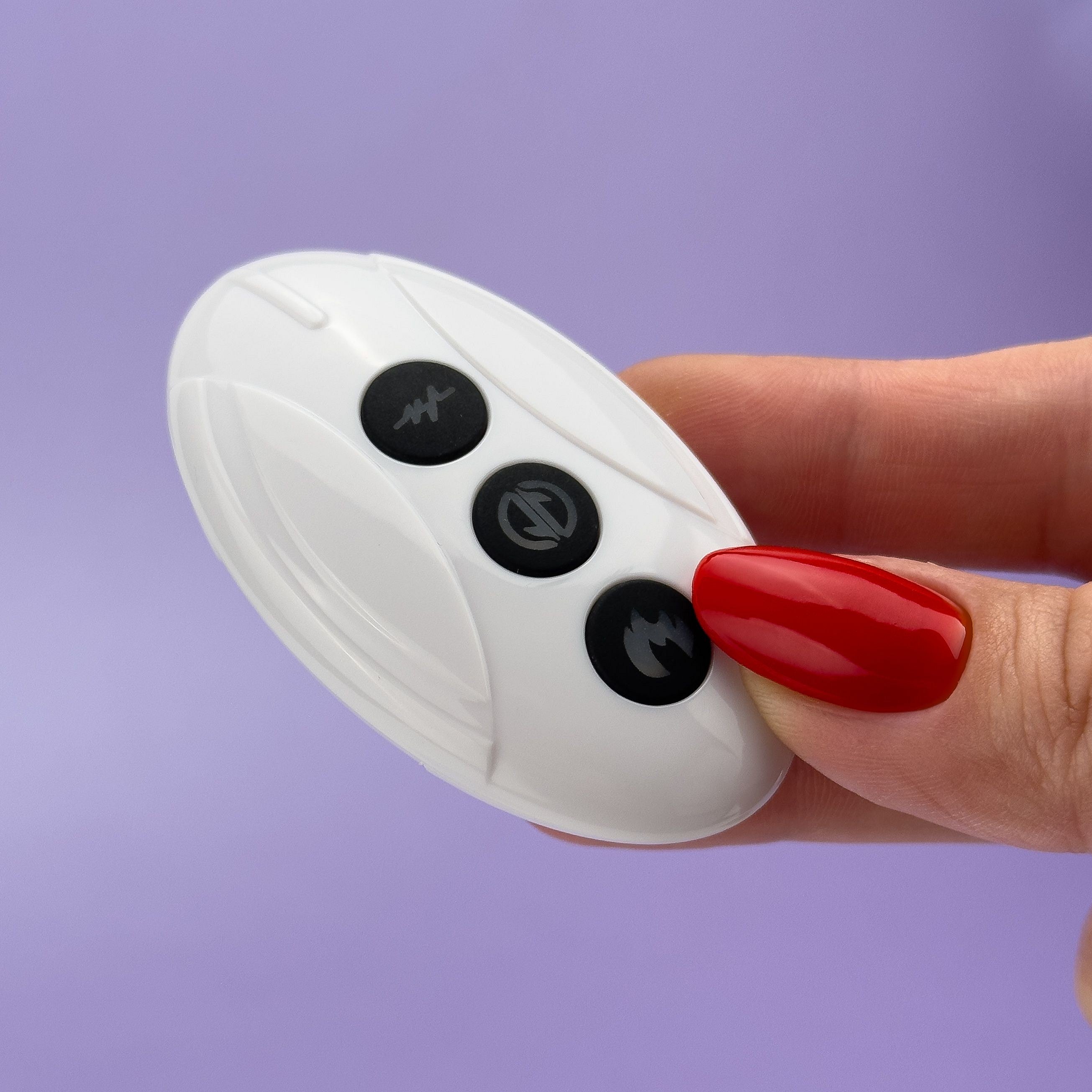 Girthy Thruster Thrusting Dildo Vibrator product image 5