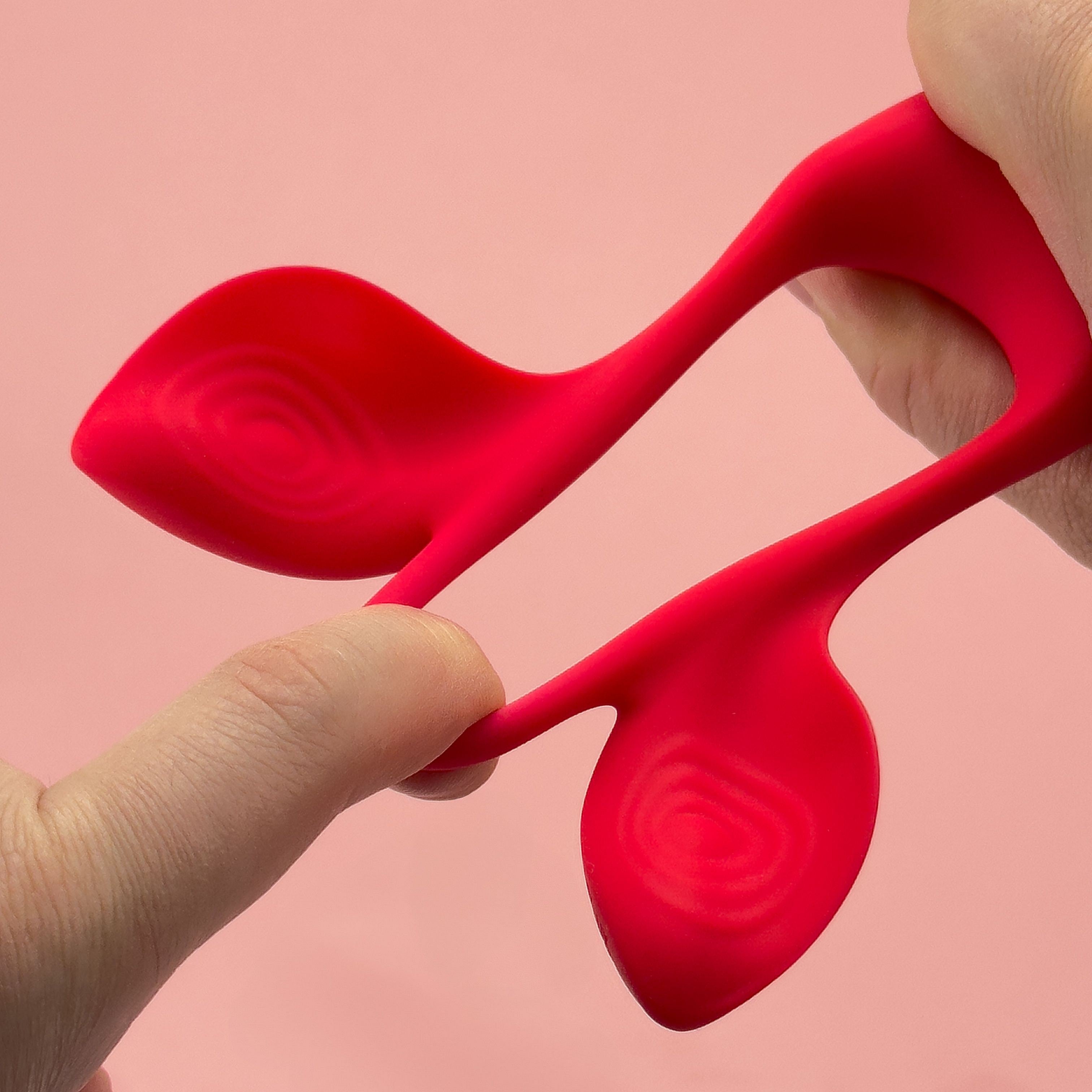 Rose Loveworks Crave Rose Vibrating Cock Ring product image 4
