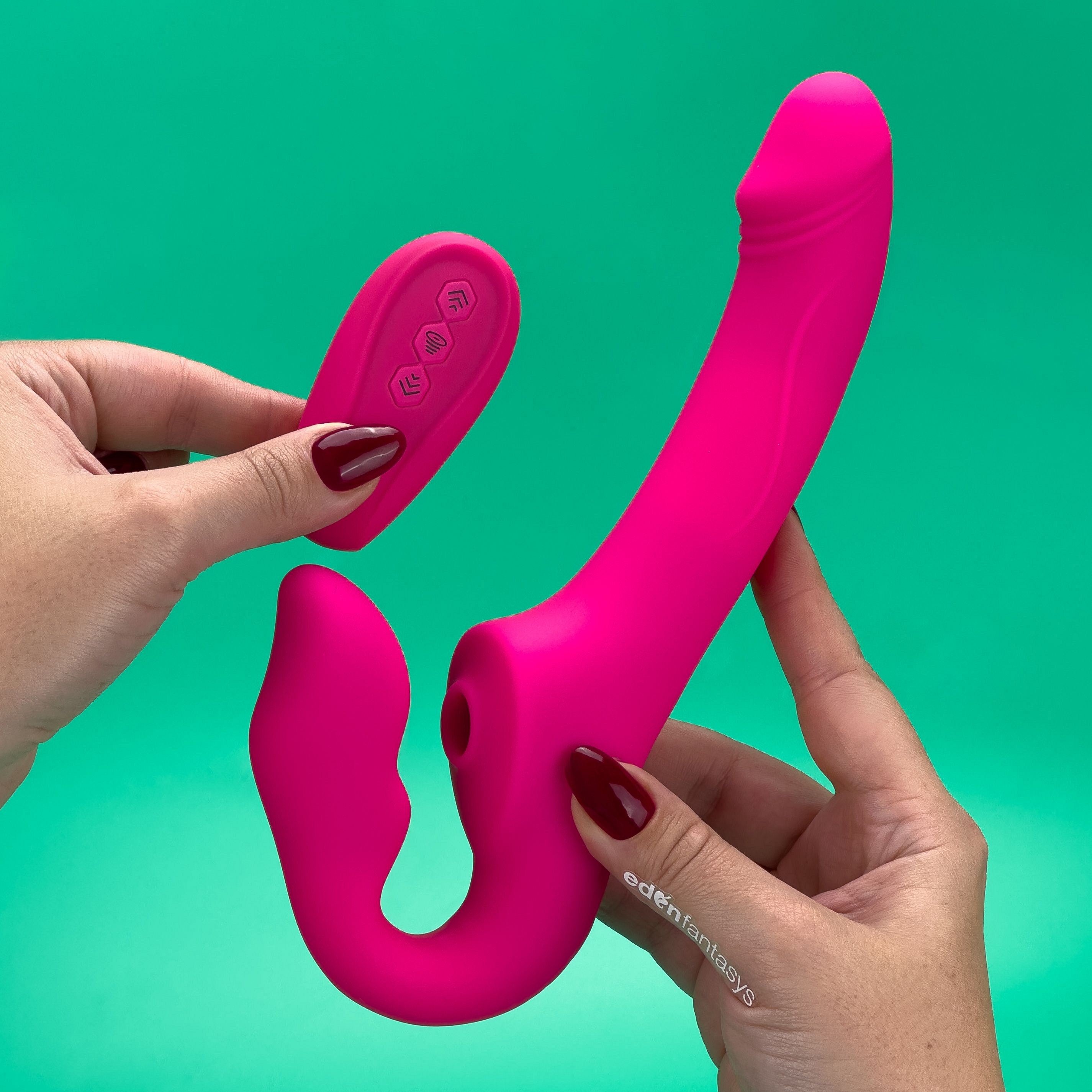 Soul Kiss Vibrating Strapless Strap On product image 1