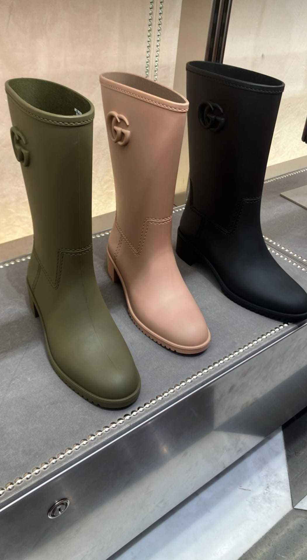Gucci Marmont Rubber Boots - Nude