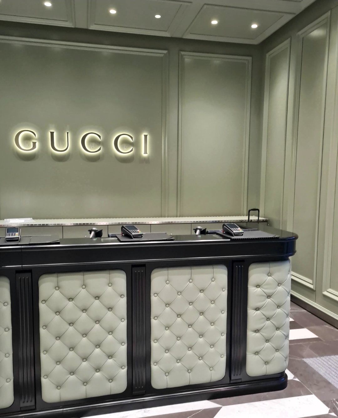 Gucci