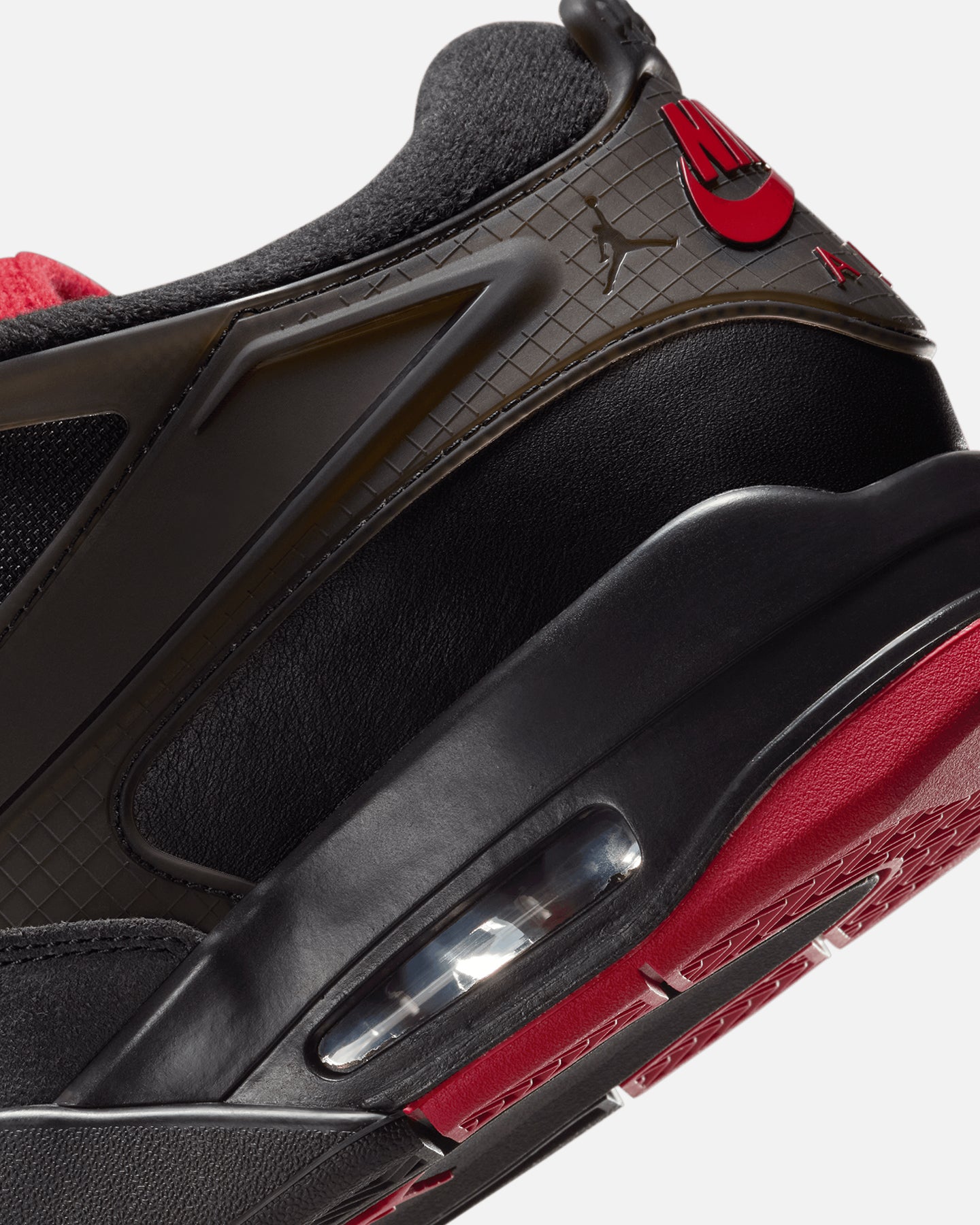 Jorthtdan Air 4 RM Black/Varisty Red