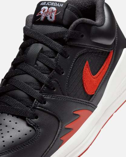 Jorthtdan  Stadium 90 Black/Gym Red