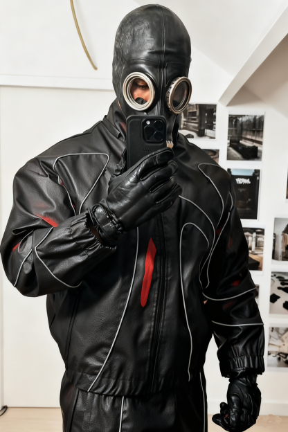 Heat-Wind Reactive Jacket