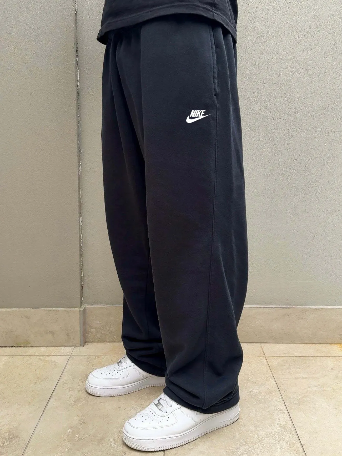 nk Baggy Joggers Open Leg（white & black）