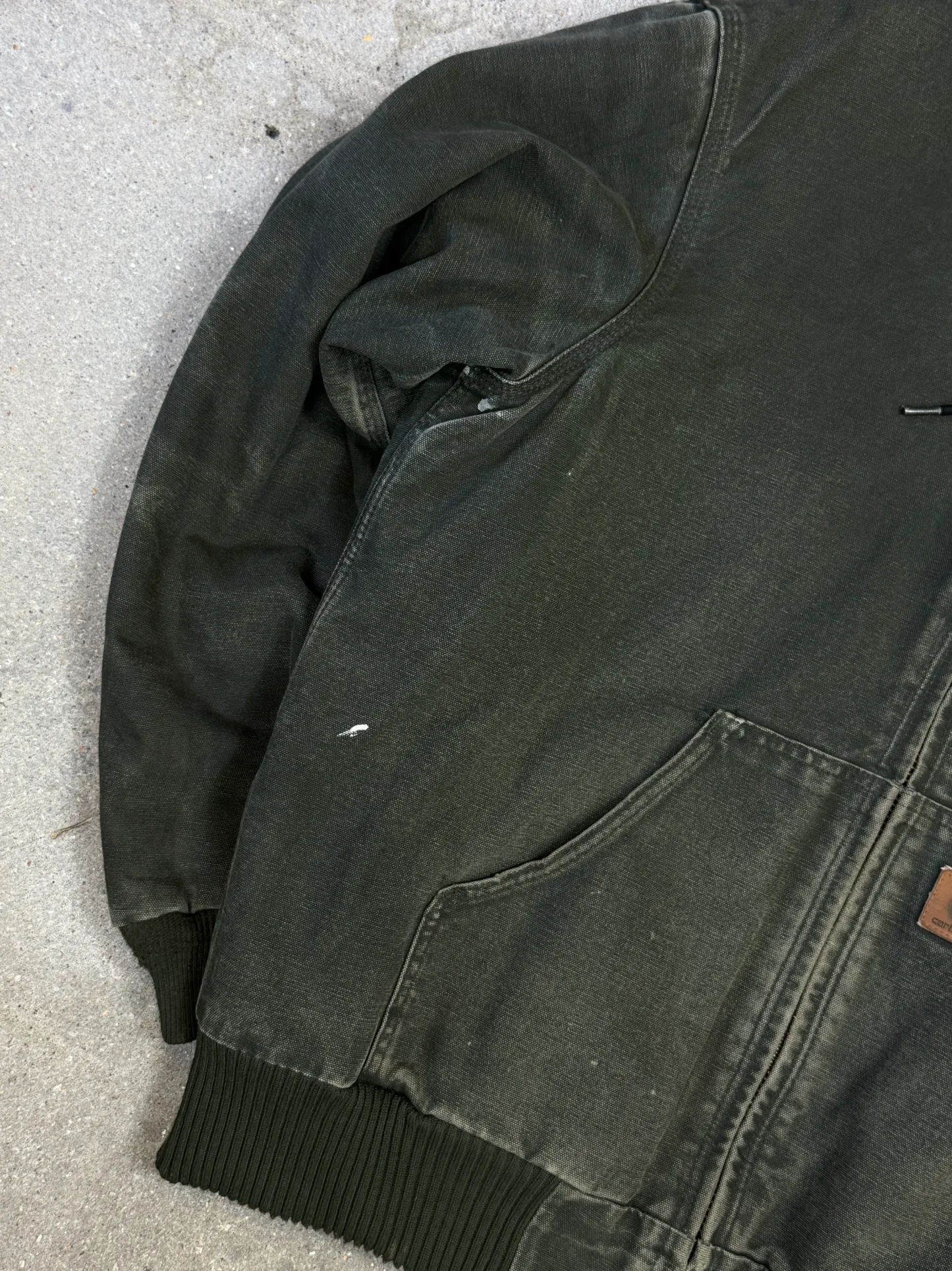 1990s Carhartt Active Jacket J130 MOS in Faded Mossy Green (size M) (Medium Regular)