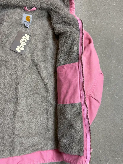 1990s Carhartt Lined Sherpa Hooded Active Jacket WJ141 PKR. Faded bubblegum (womens Small) (Youth Medium 8-10)