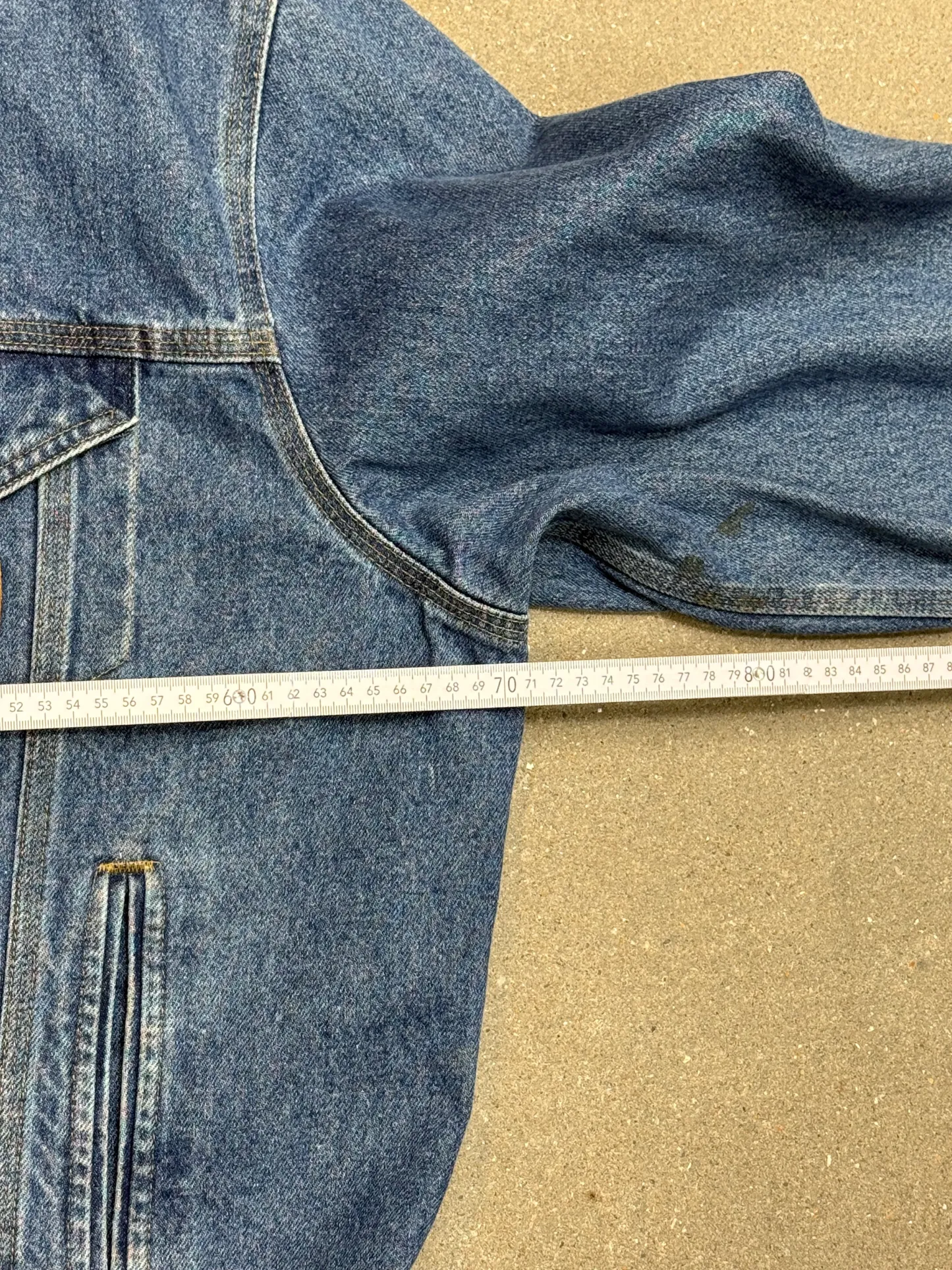 2005 Y2K Carhartt Jeans Jacket J12 DST Mens Medium Blue Denim Trucker Made in USA ( XL )