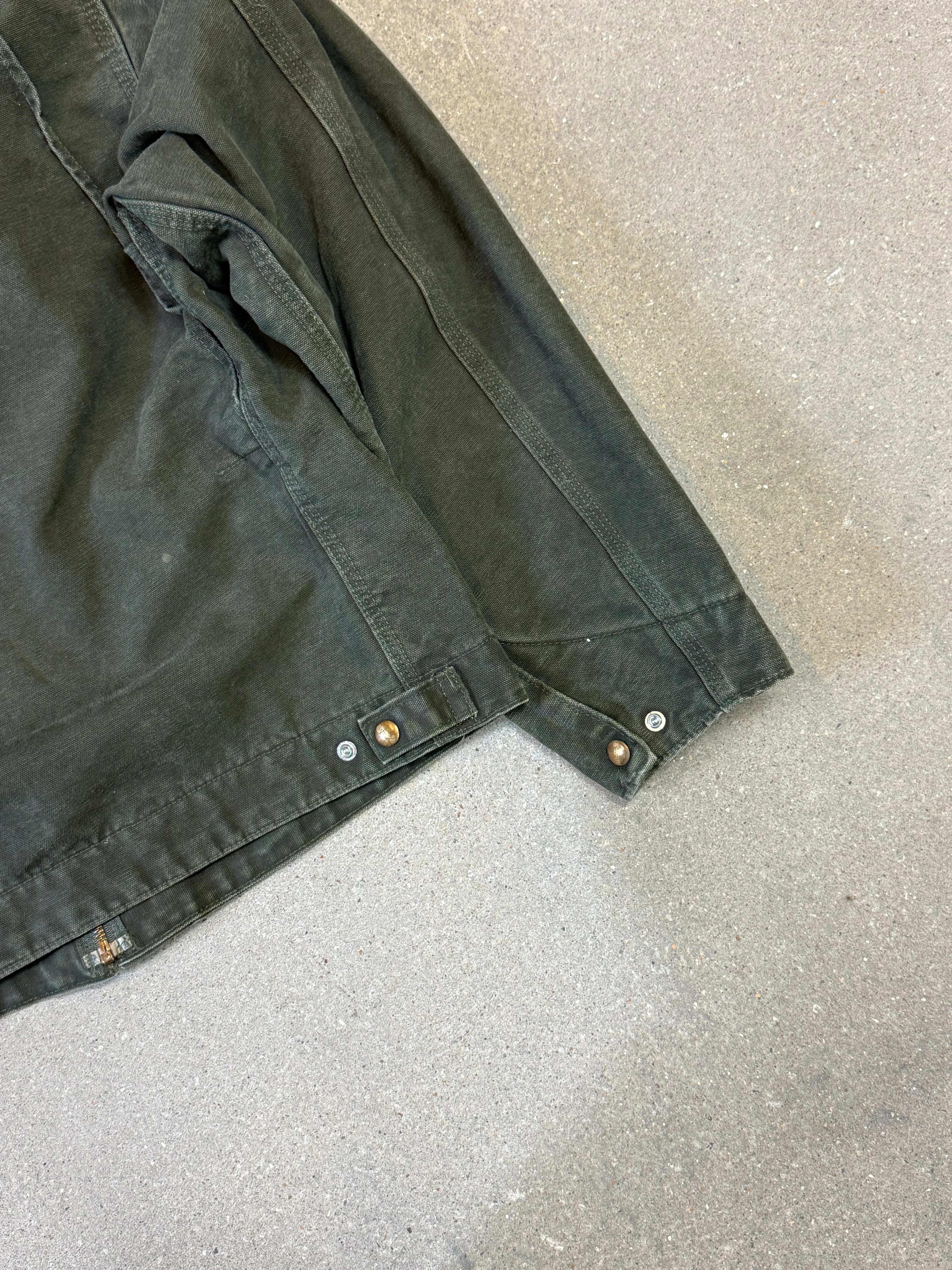 Rare 1990s Carhartt Detroit Jacket J97 MOS faded forest green / brown contrast collar (size L) (size Large regular)