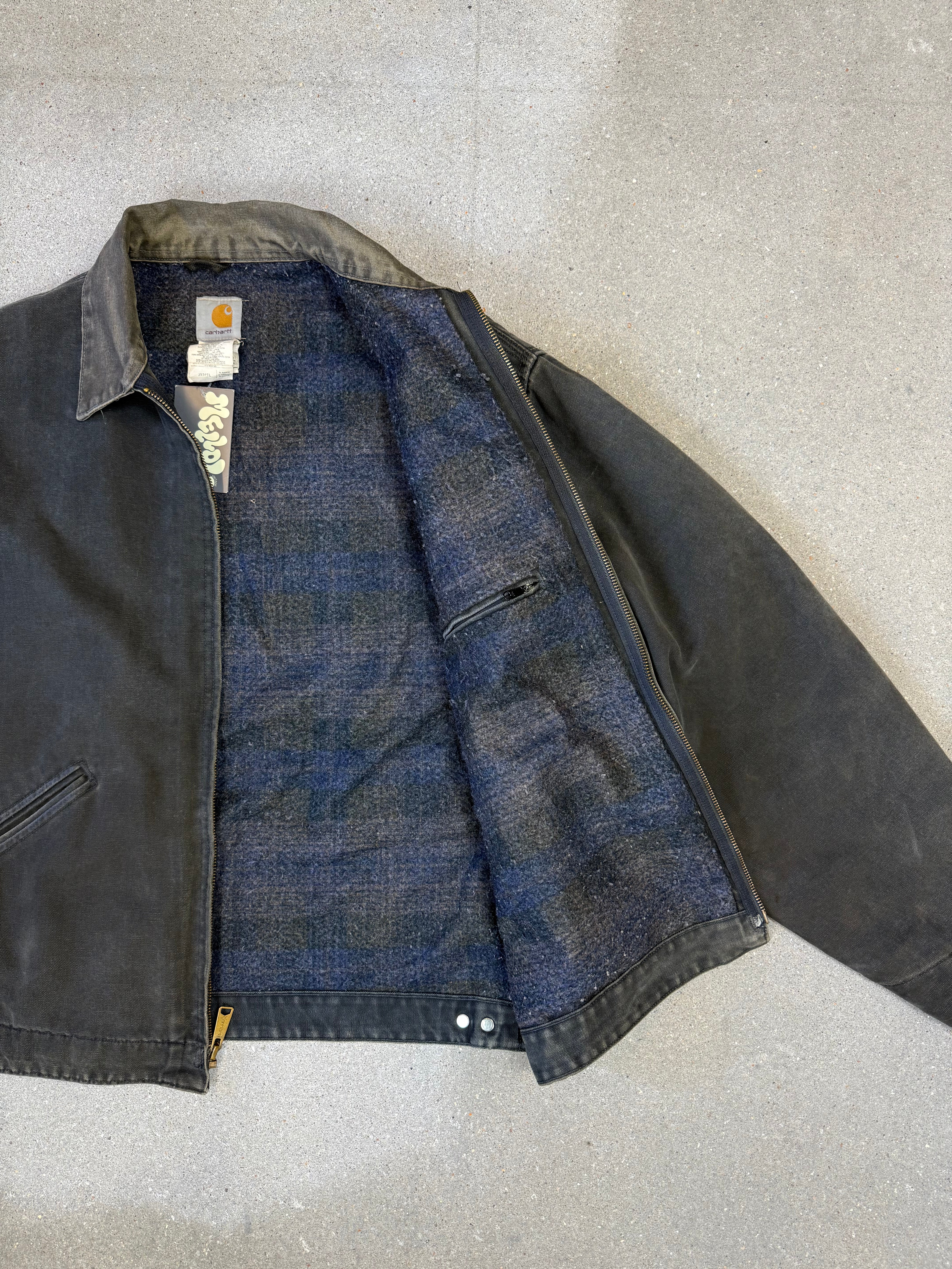 Rare 1990s Carhartt Detroit Jacket J97 PTL faded dark green / contrast collar (size XL) (size X-Large regular)