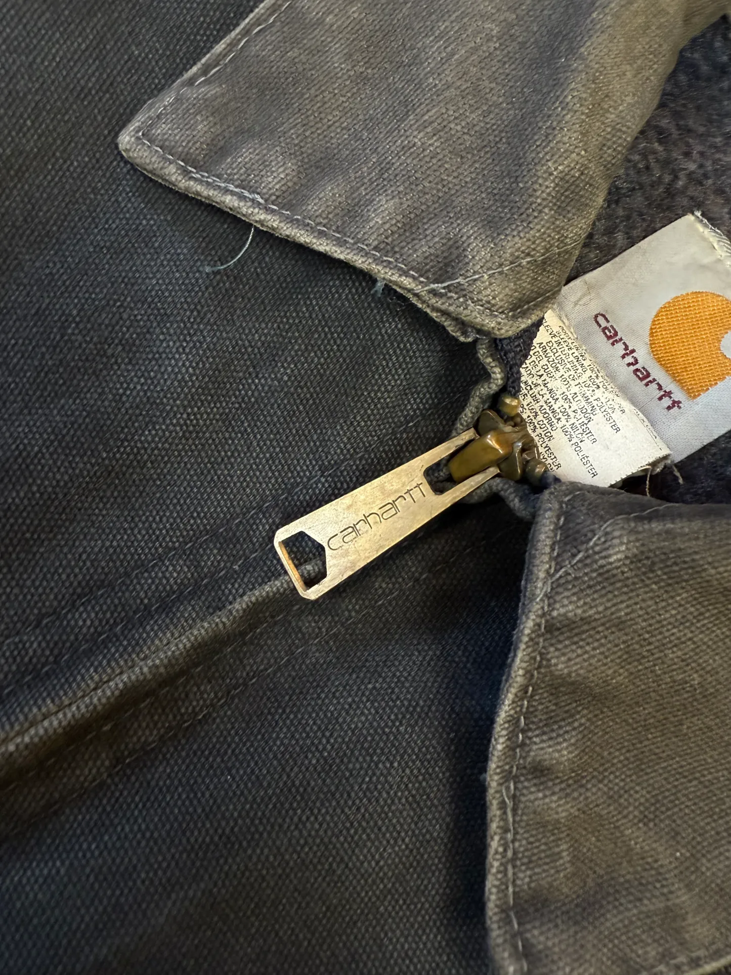 Rare 1990s Carhartt Detroit Jacket J97 PTL faded dark green / contrast collar (size XL) (size X-Large regular)