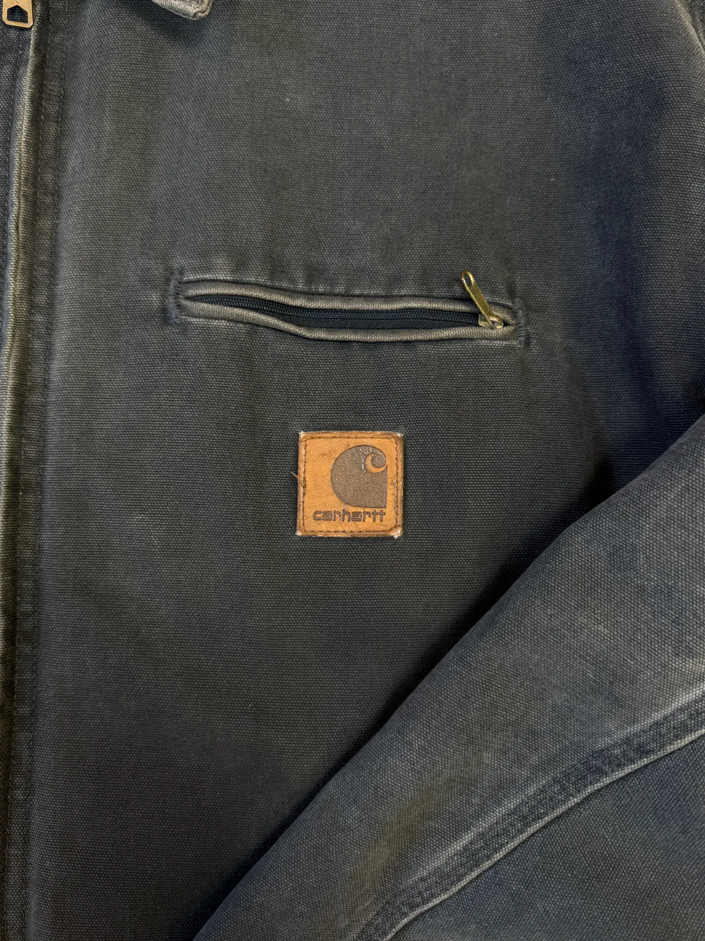 Rare 1990s Carhartt Detroit Jacket J97 PTL faded dark green / contrast collar (size XL) (size X-Large regular)