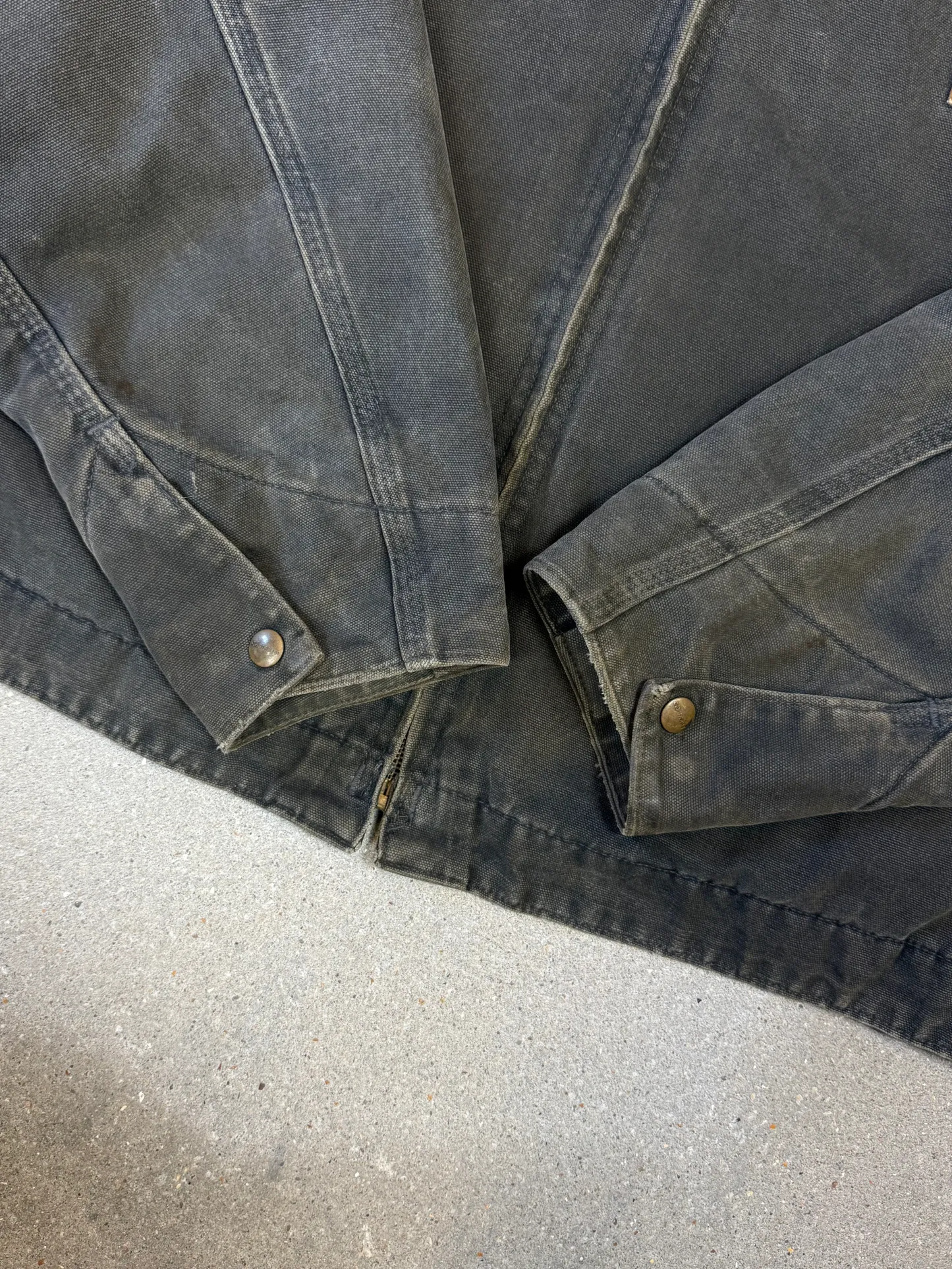 Rare 1990s Carhartt Detroit Jacket J97 PTL faded dark green / contrast collar (size XL) (size X-Large regular)