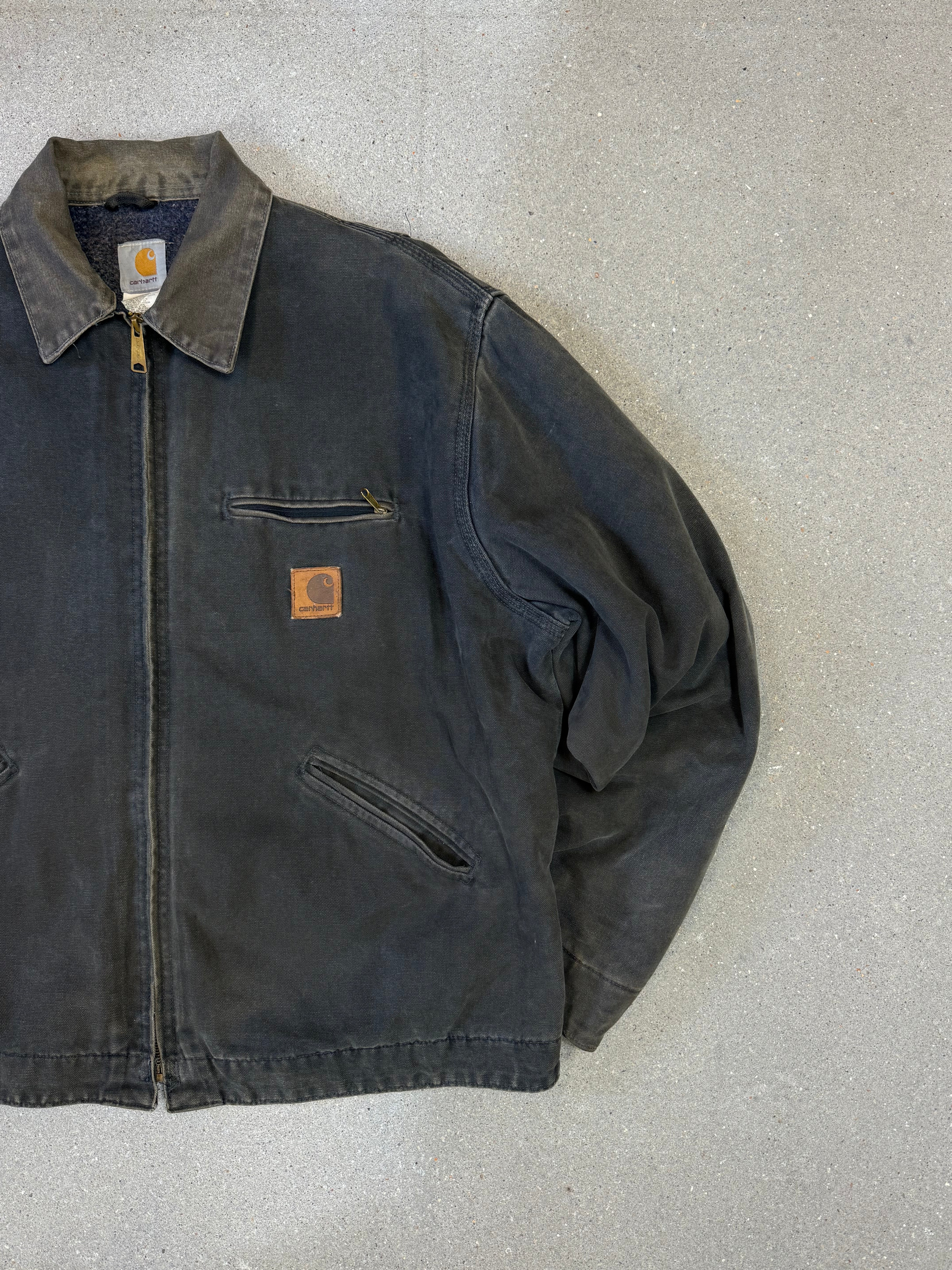 Rare 1990s Carhartt Detroit Jacket J97 PTL faded dark green / contrast collar (size XL) (size X-Large regular)