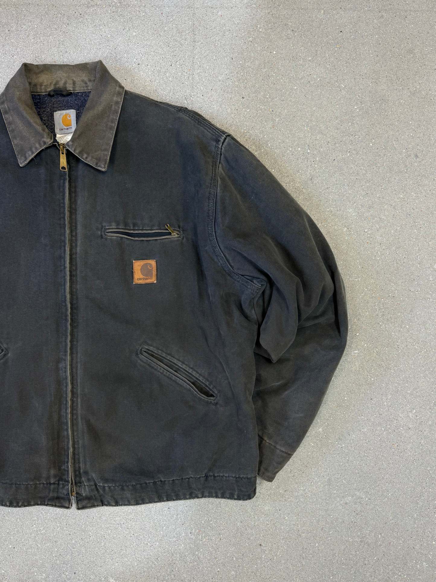 Rare 1990s Carhartt Detroit Jacket J97 PTL faded dark green / contrast collar (size XL) (size X-Large regular)