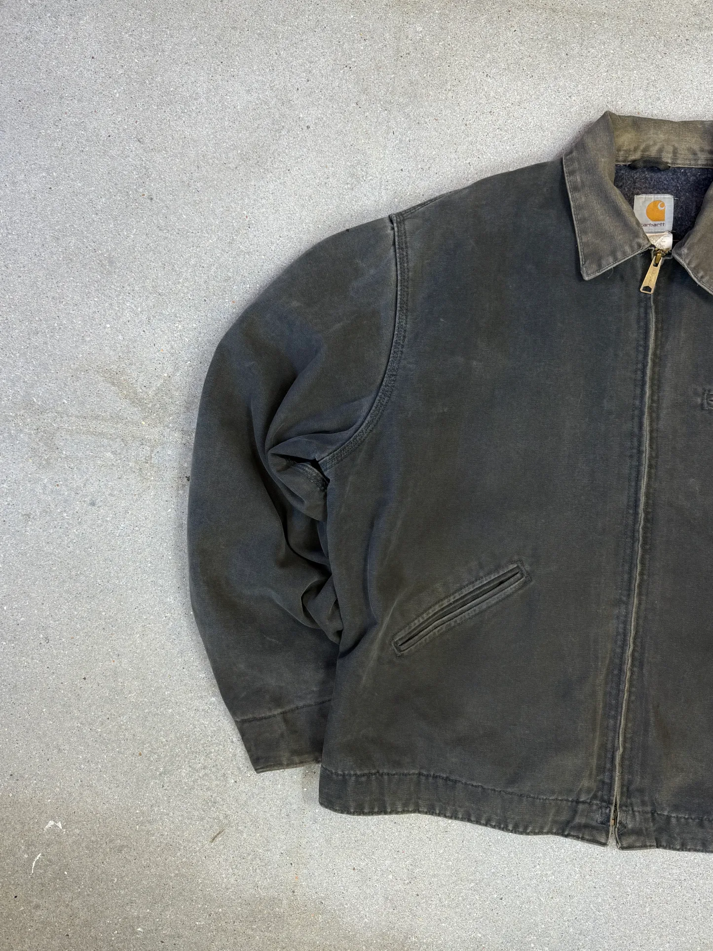 Rare 1990s Carhartt Detroit Jacket J97 PTL faded dark green / contrast collar (size XL) (size X-Large regular)