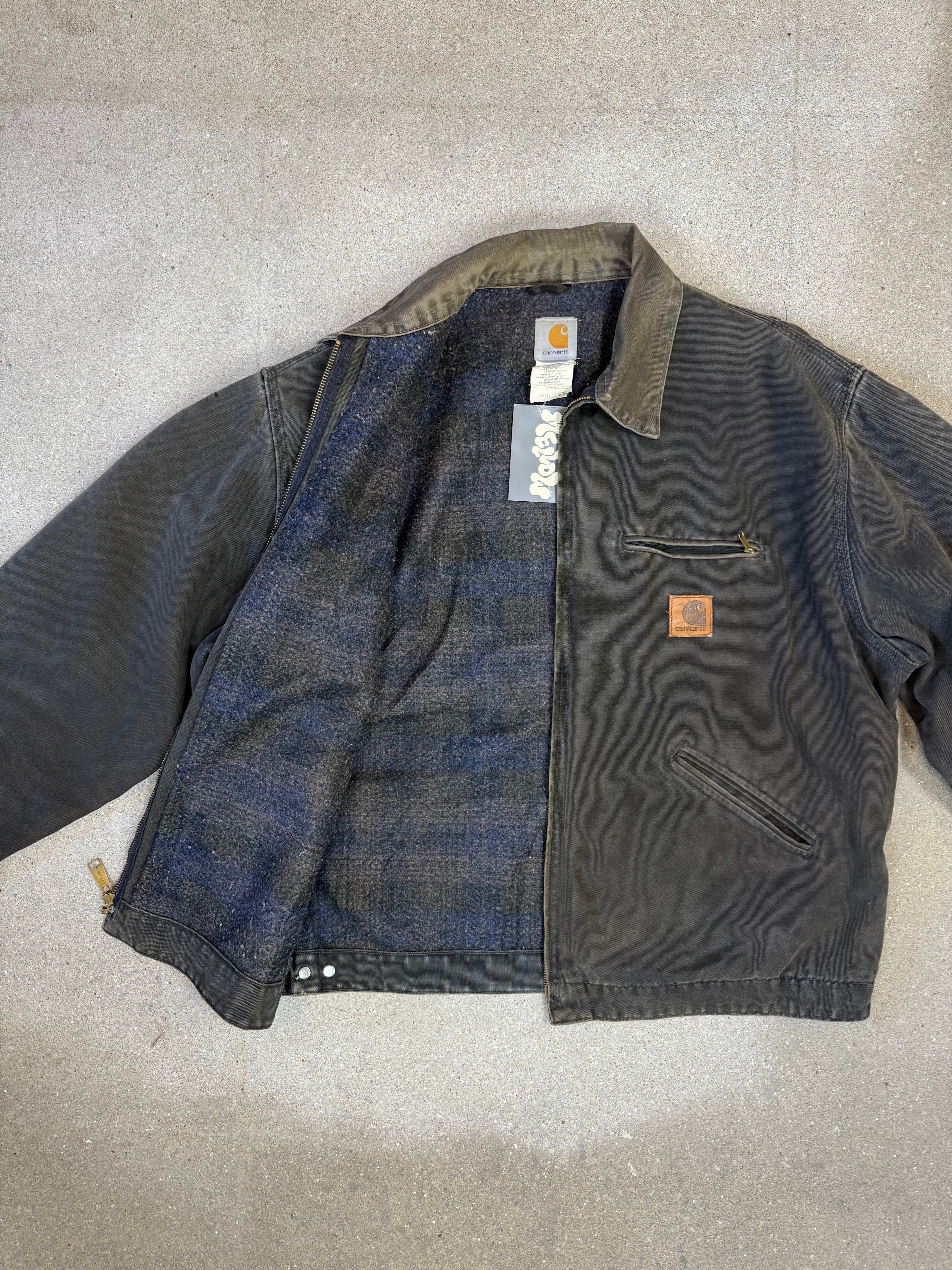 Rare 1990s Carhartt Detroit Jacket J97 PTL faded dark green / contrast collar (size XL) (size X-Large regular)